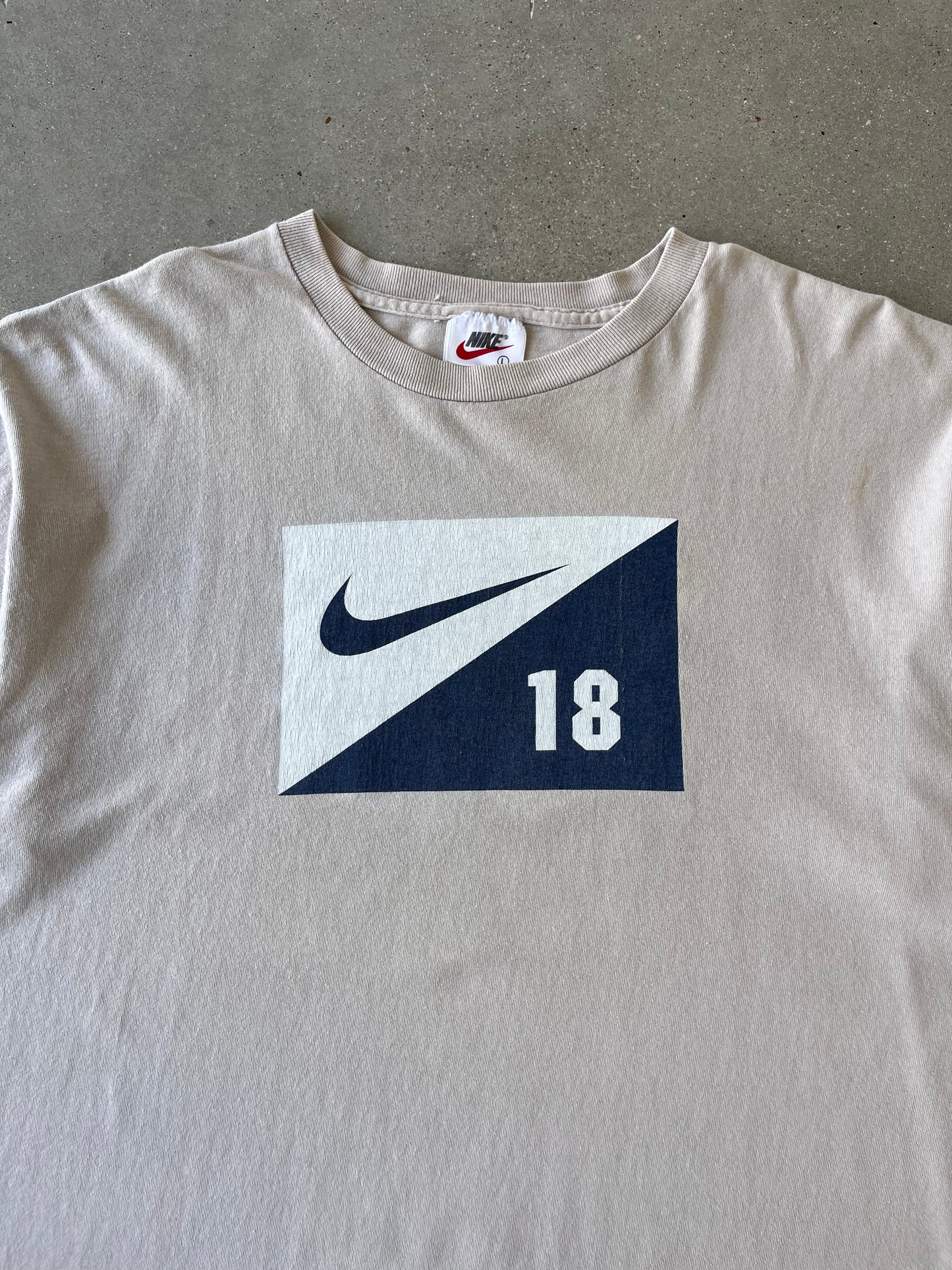 Vintage 90s Nike Swoosh 18 Creme Tee - L