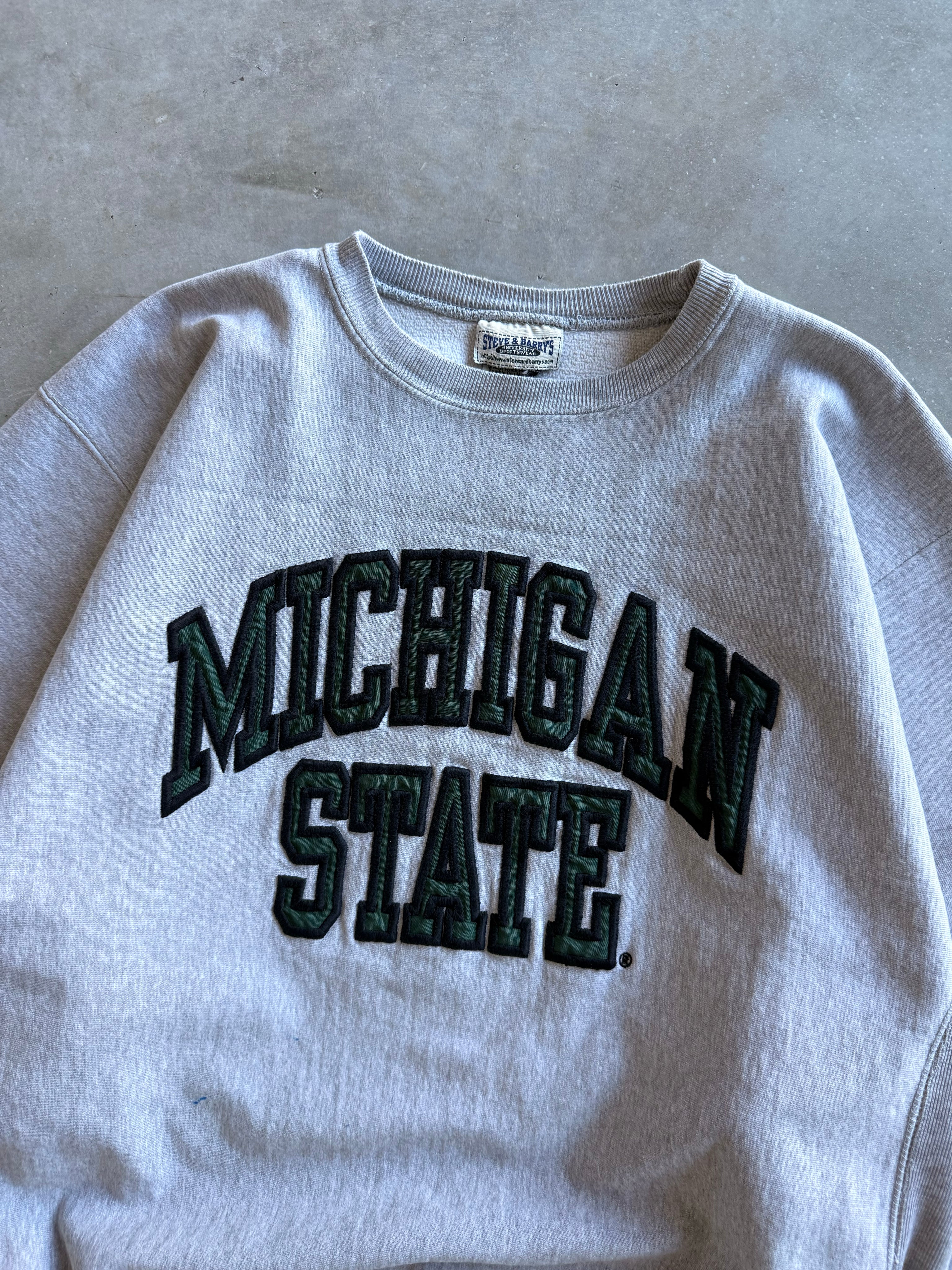 Vintage 2000s Michigan State Sweatshirt (L)