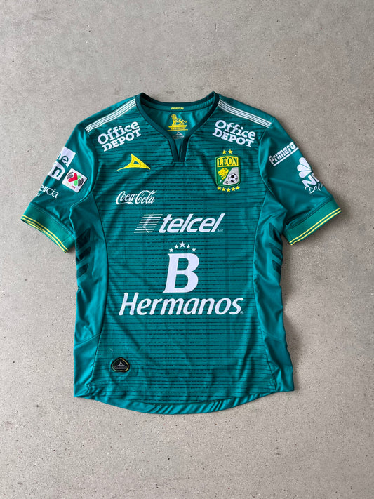 Vintage 2015/2016 Pirma Leon Jersey - M