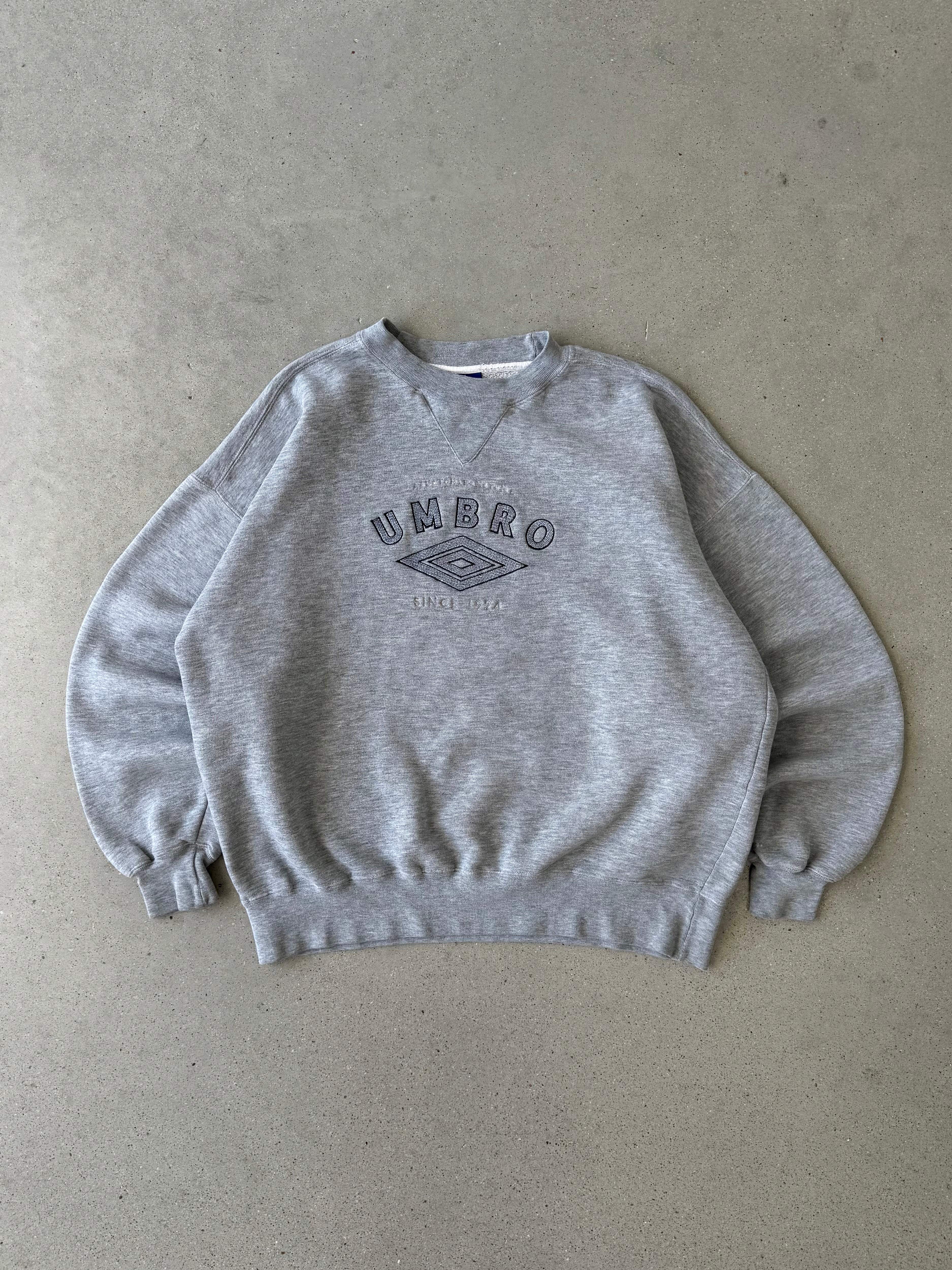 Vintage Umbro Crewneck - L