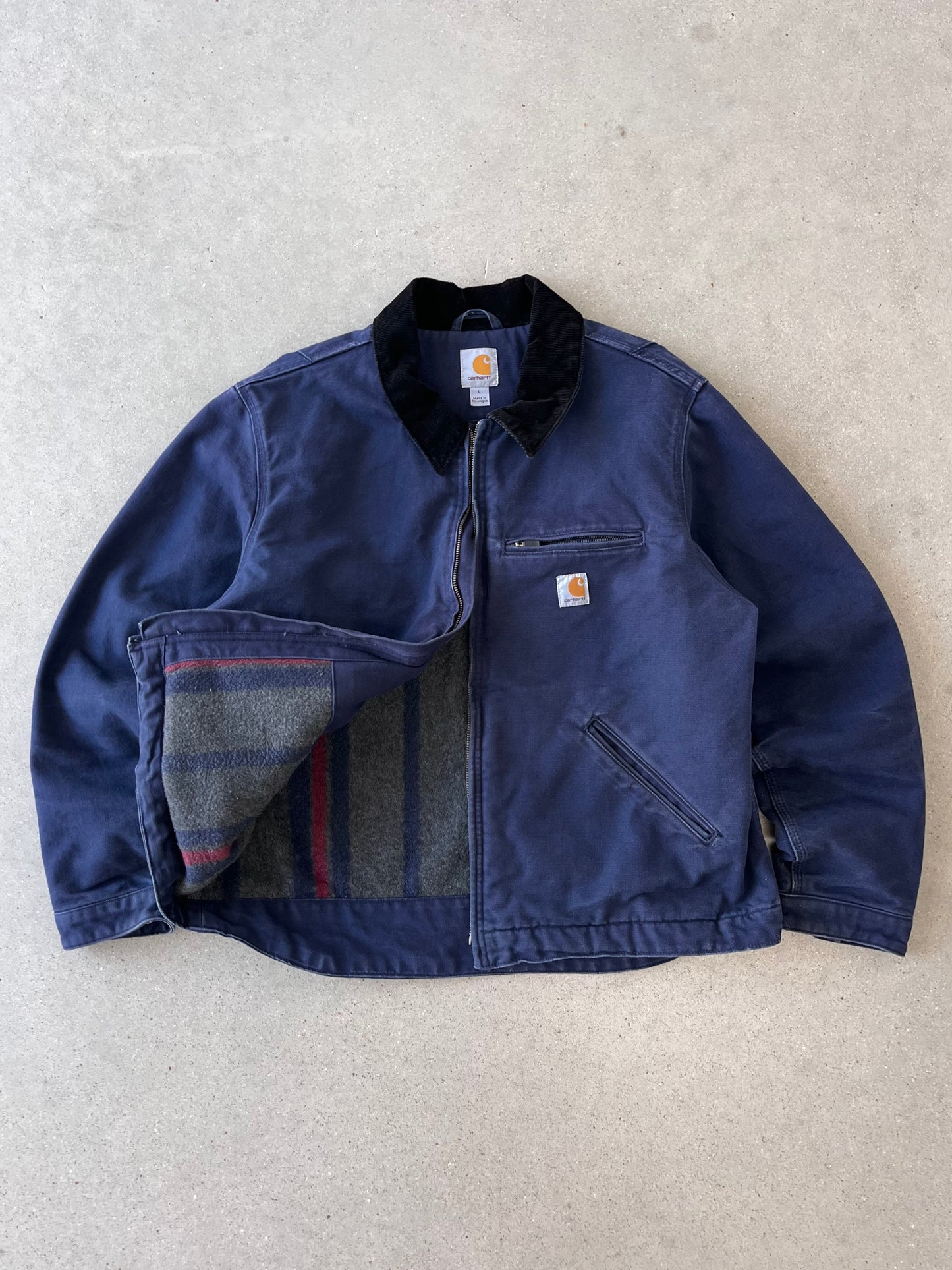 Vintage Carhartt Navy Blanket-lined Detroit Jacket - L