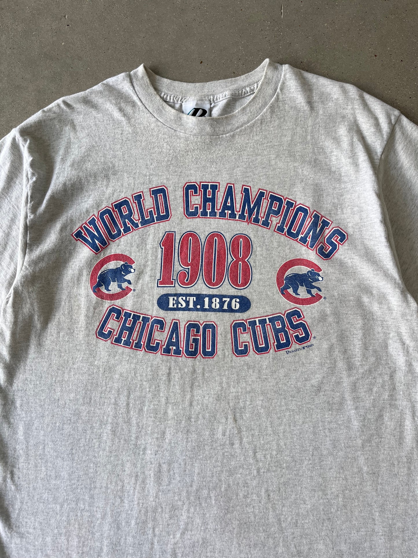 Vintage 2001 Cubs World Champions Tee - XL