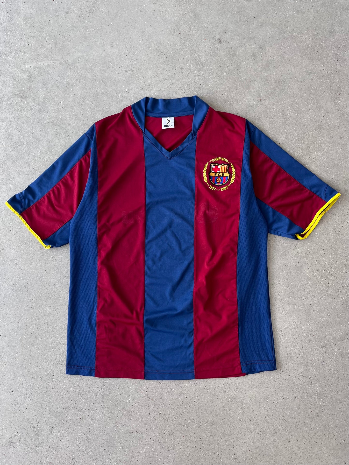 Vintage 2007 Barcelona Jersey - L