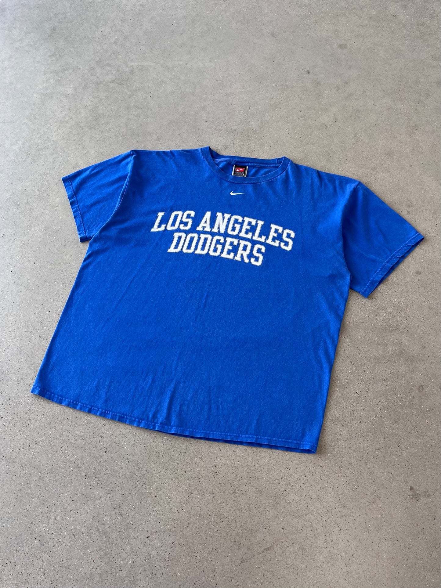 Vintage 2005 Nike LA Dodgers Center Swoosh Tee - XL