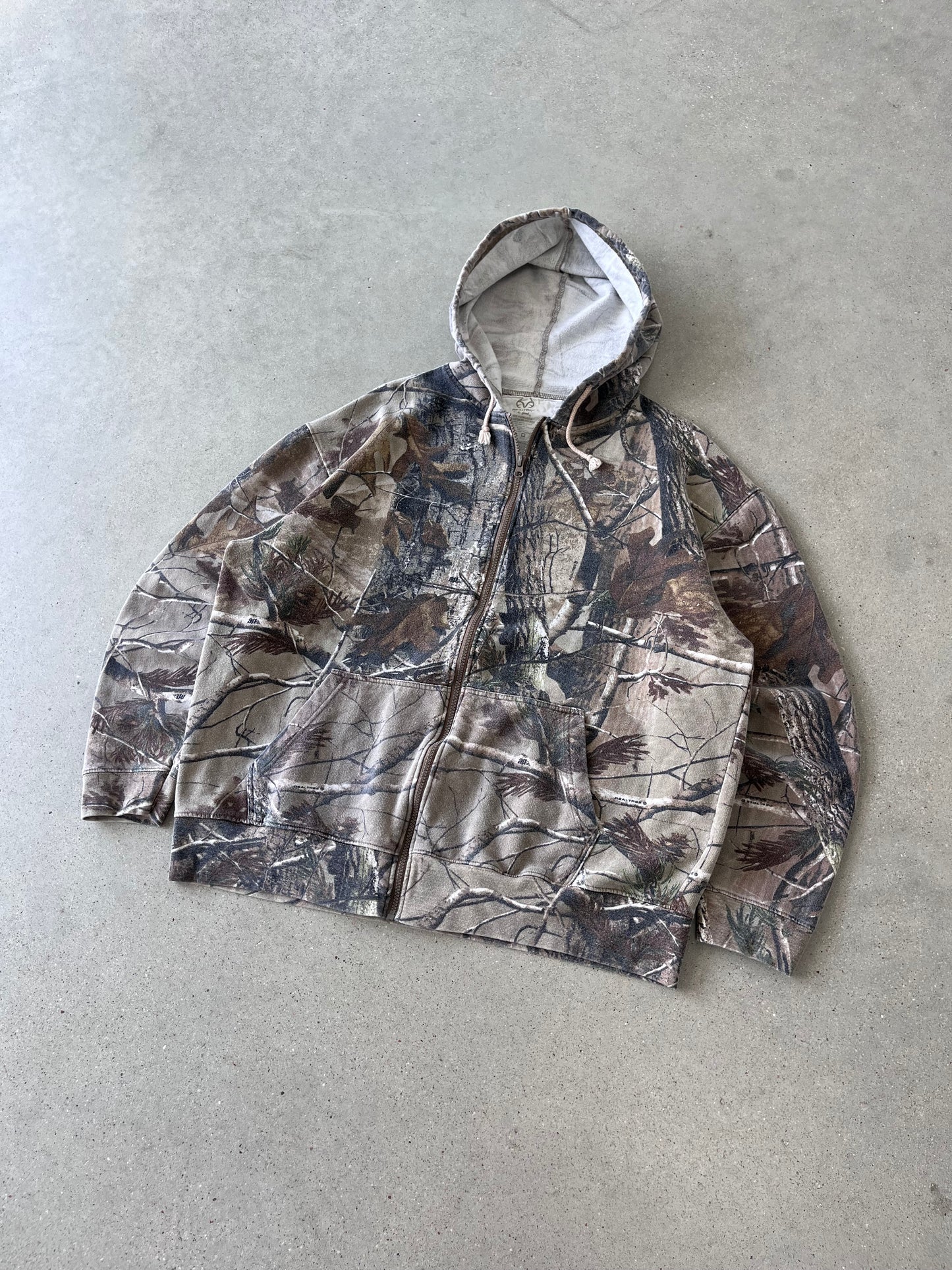 Vintage Realtree Camo  Zip-up Hoodie - XL