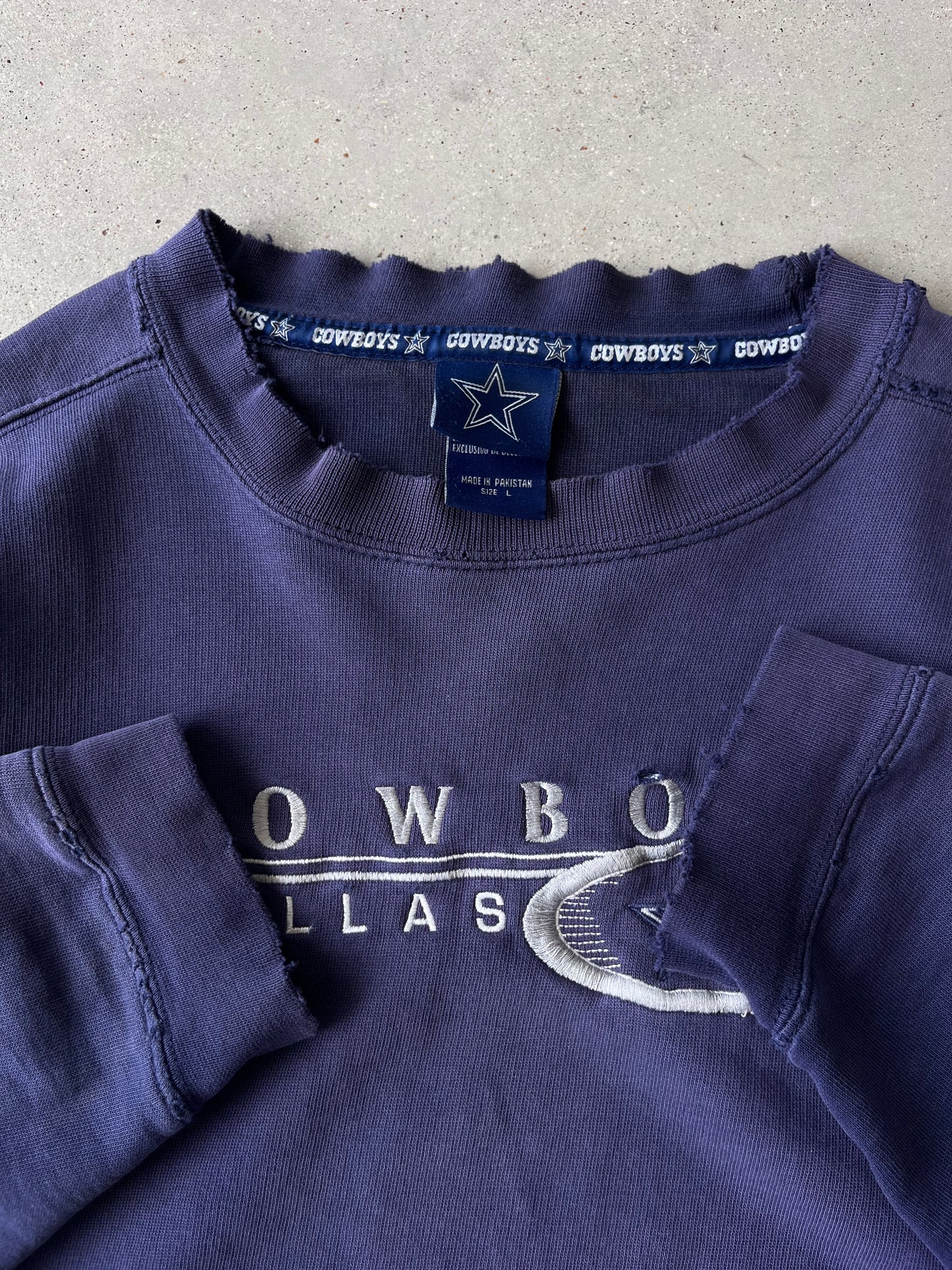 Vintage Dallas Cowboys Distressed Crewneck - L