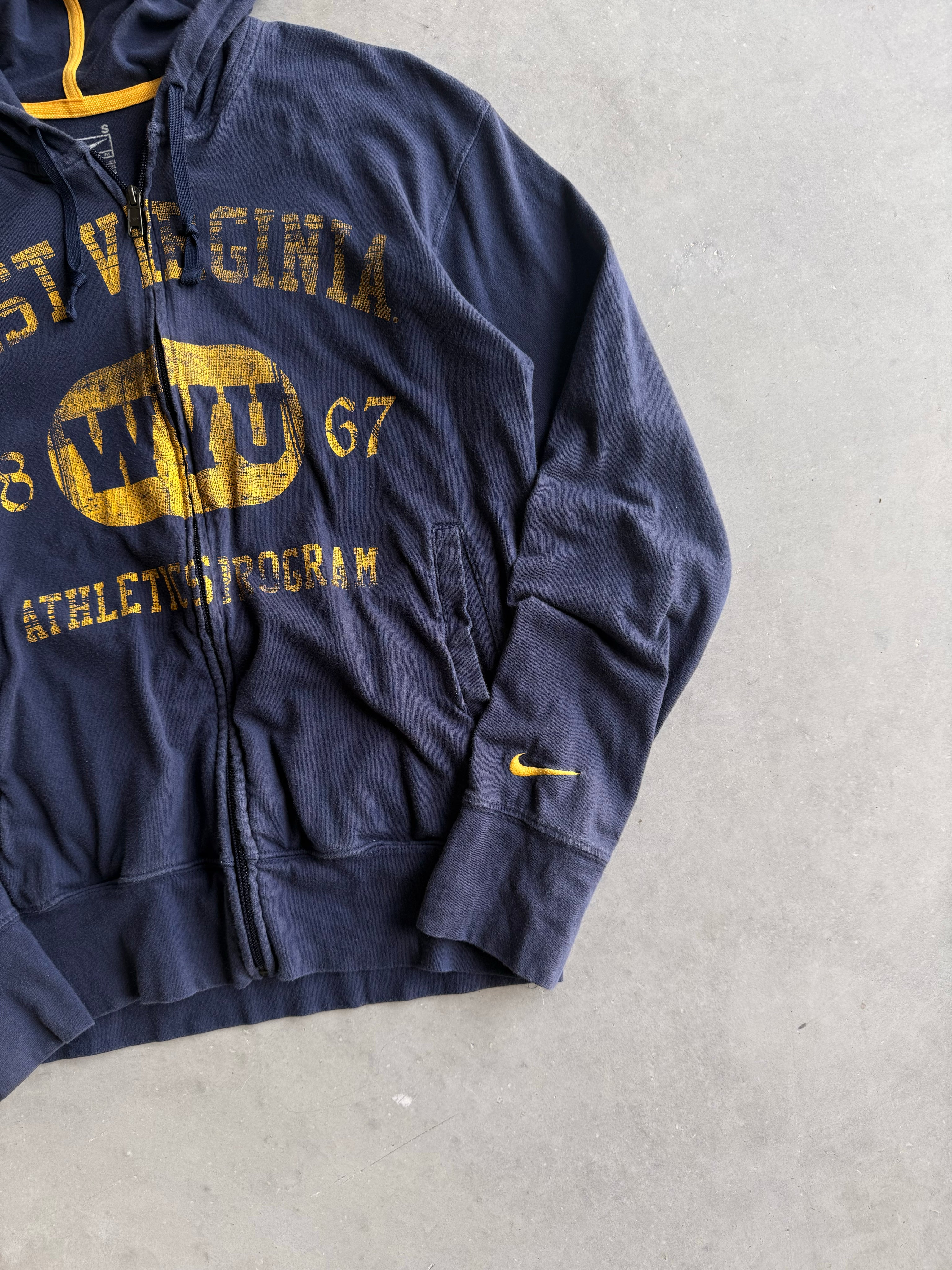 Vintage Modern (modern) Nike Zip-up Sweatshirt (Wmen’s S)