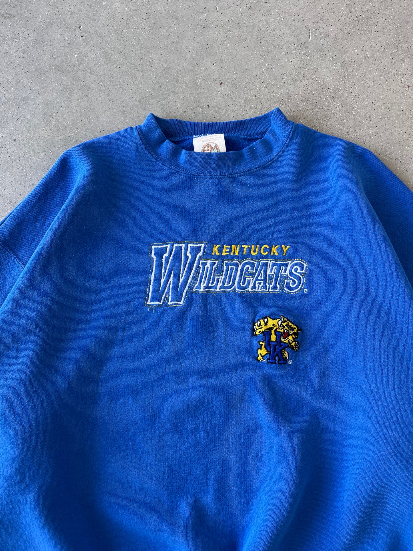 Vintage Kentucky Wildcats Blue Embroidered Crewneck - XL