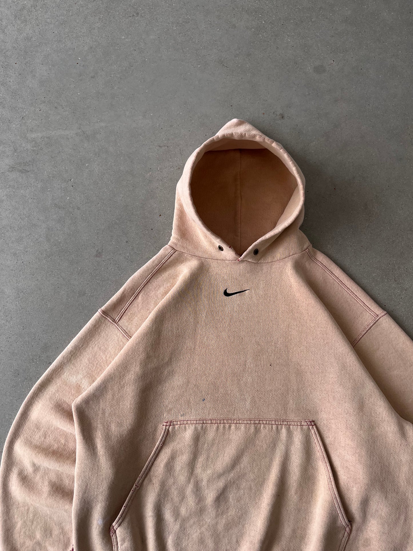 Vintage 'Peach' NIKE Center Swoosh Hoodie - L