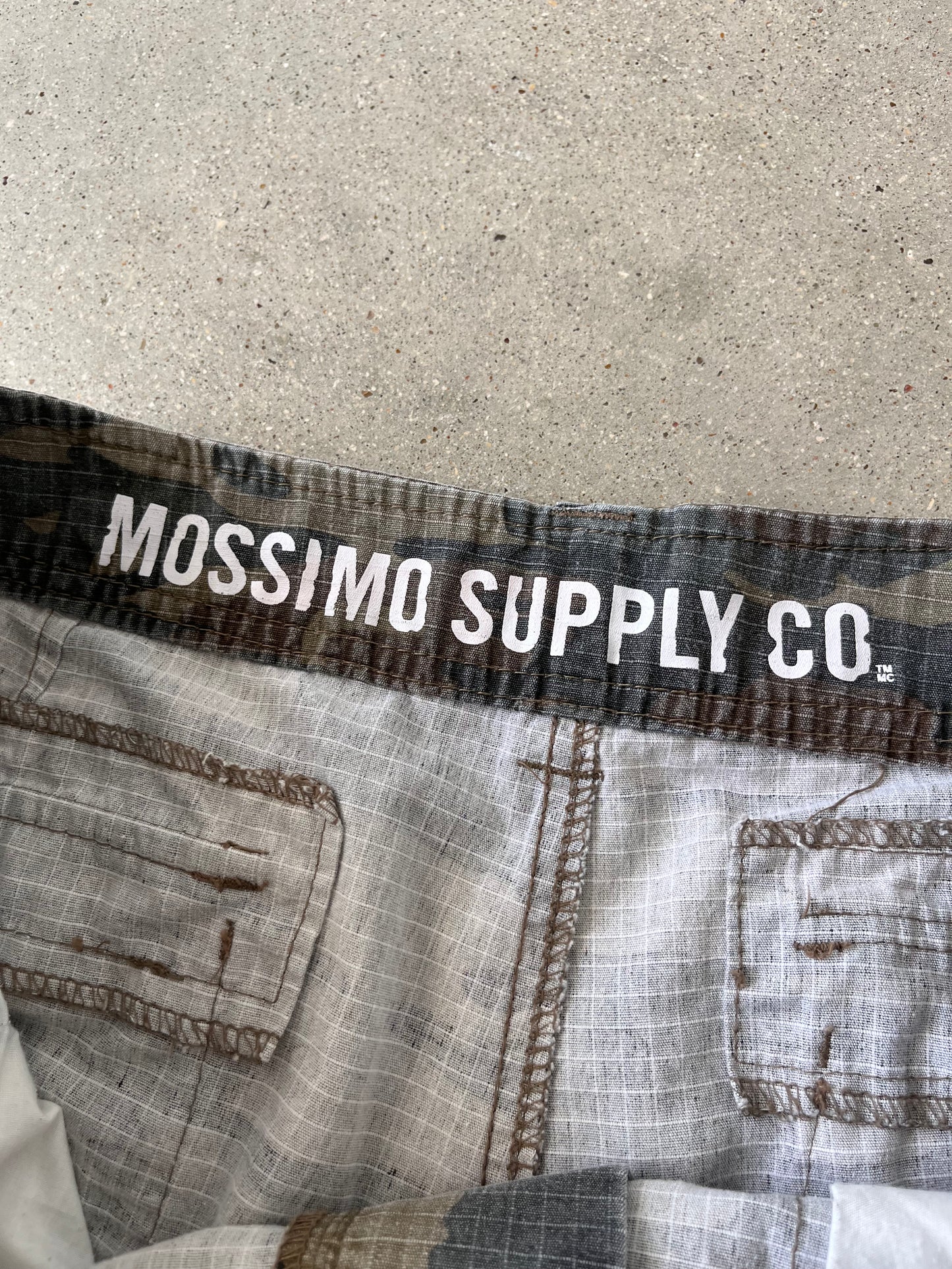 Vintage Mossimo Supply Co Camo Cargos - 34