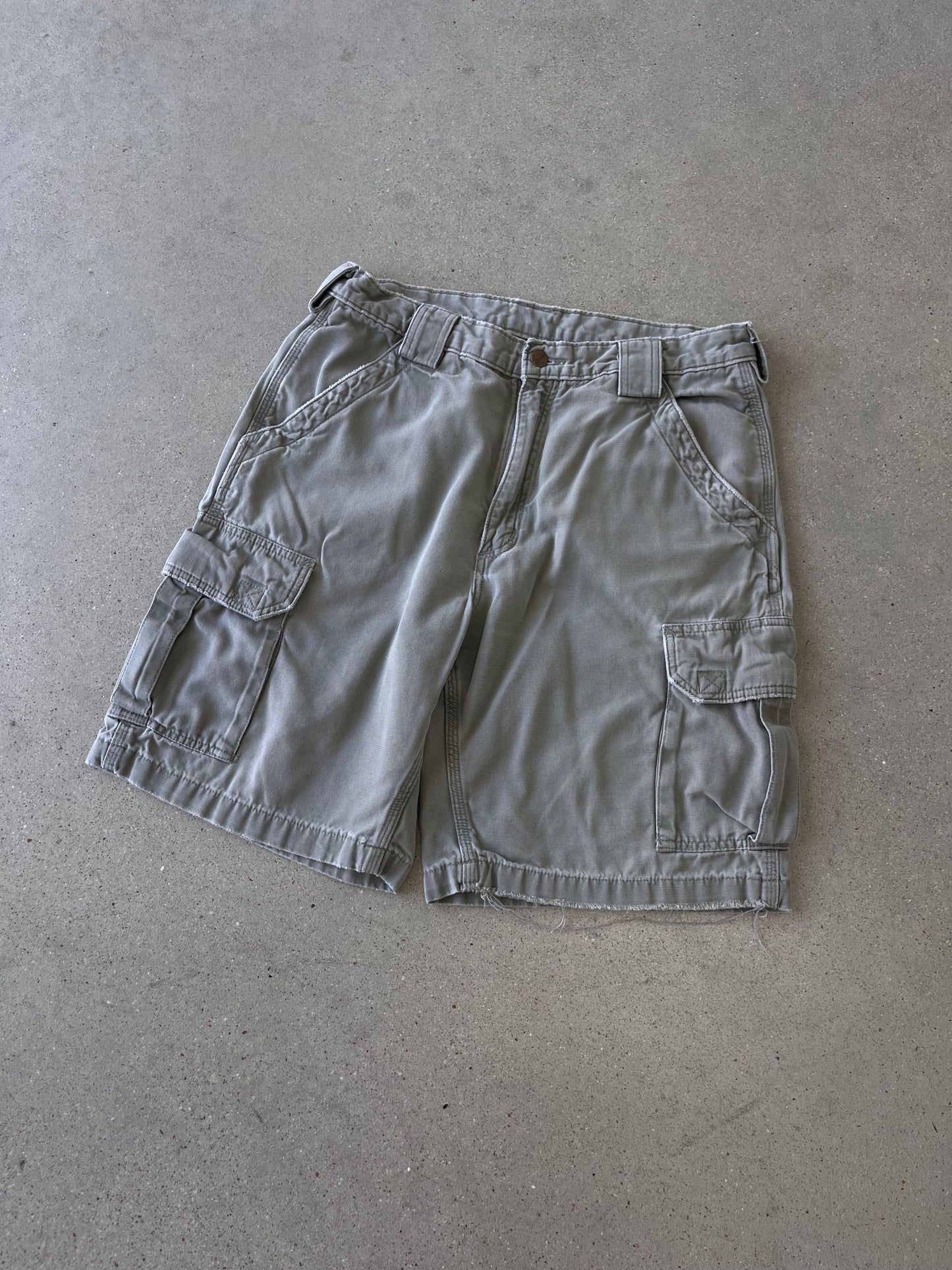 Vintage Carhartt Cargo Shorts - 31