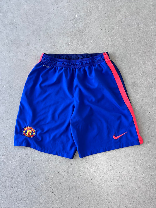 Vintage Nike Man United Shorts - L