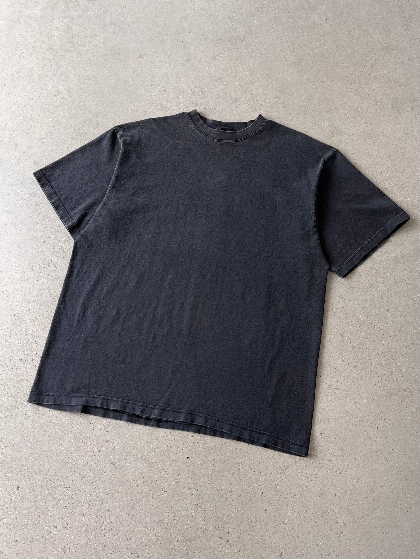 Vintage 90s Blank Faded Tee - XL