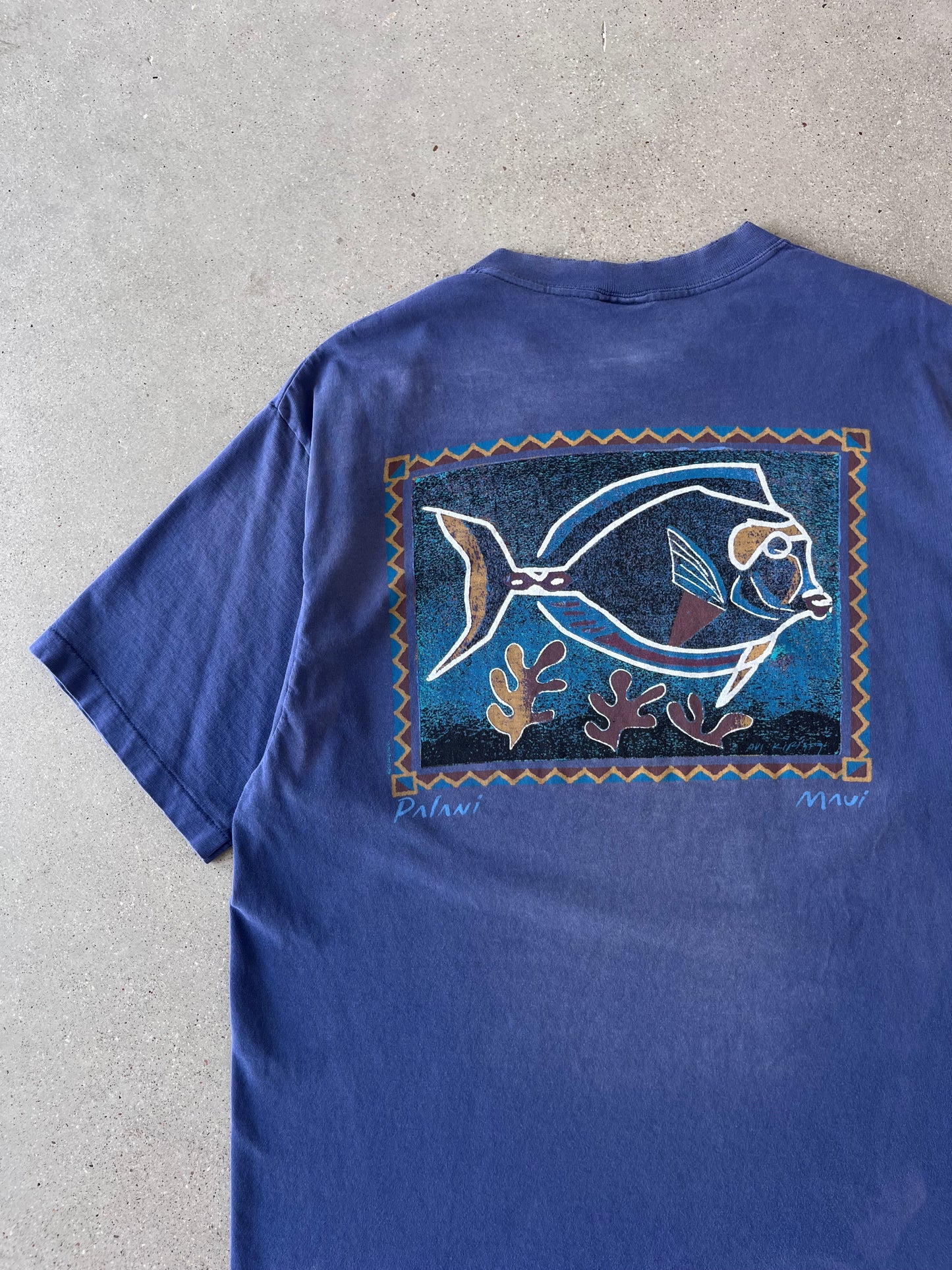 Vintage Maui Fish Art Tee - L