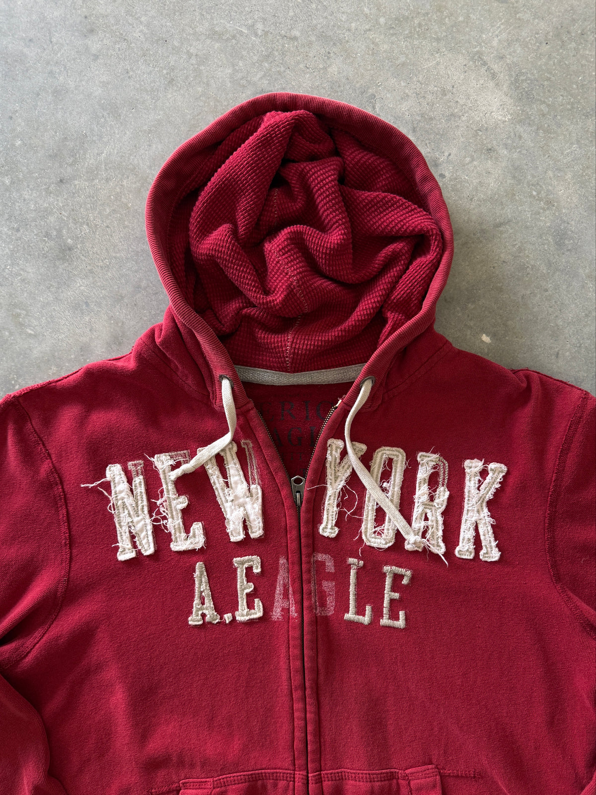Vintage 2000s New York American Eagle Outfitters Hoodie (XL)