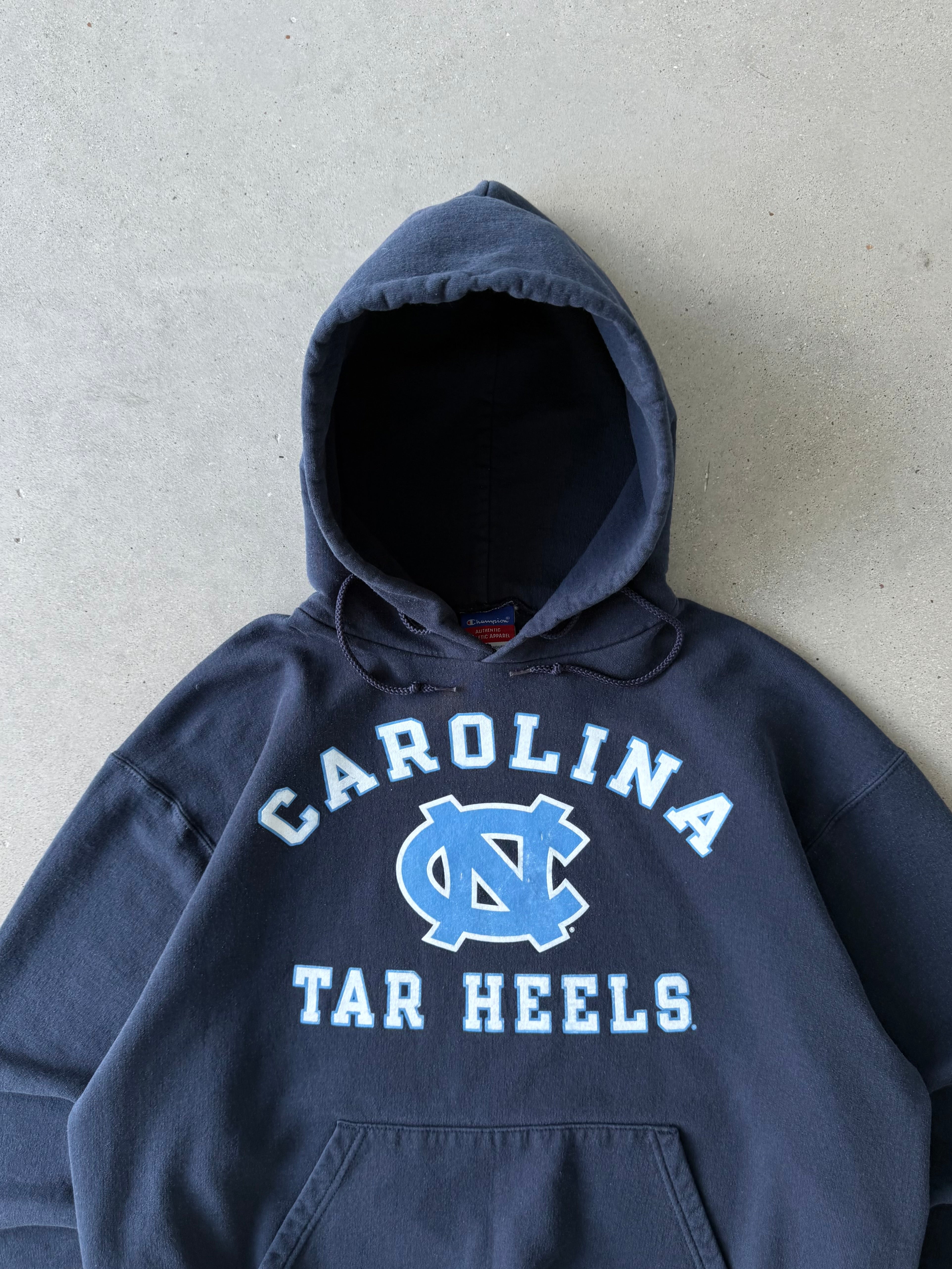 Vintage Carolina Tar Heels Champion Hoodie - L
