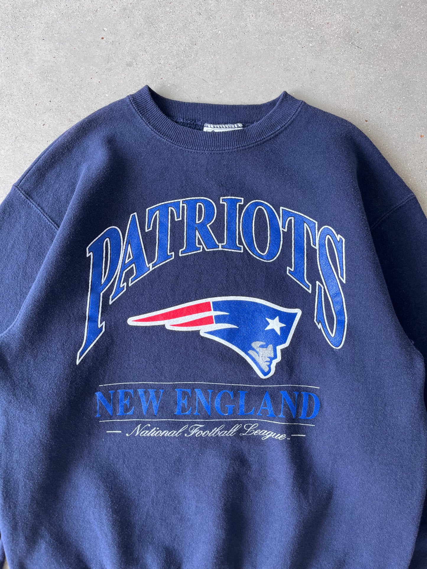 Vintage Patriots New England Lee Crewneck - L