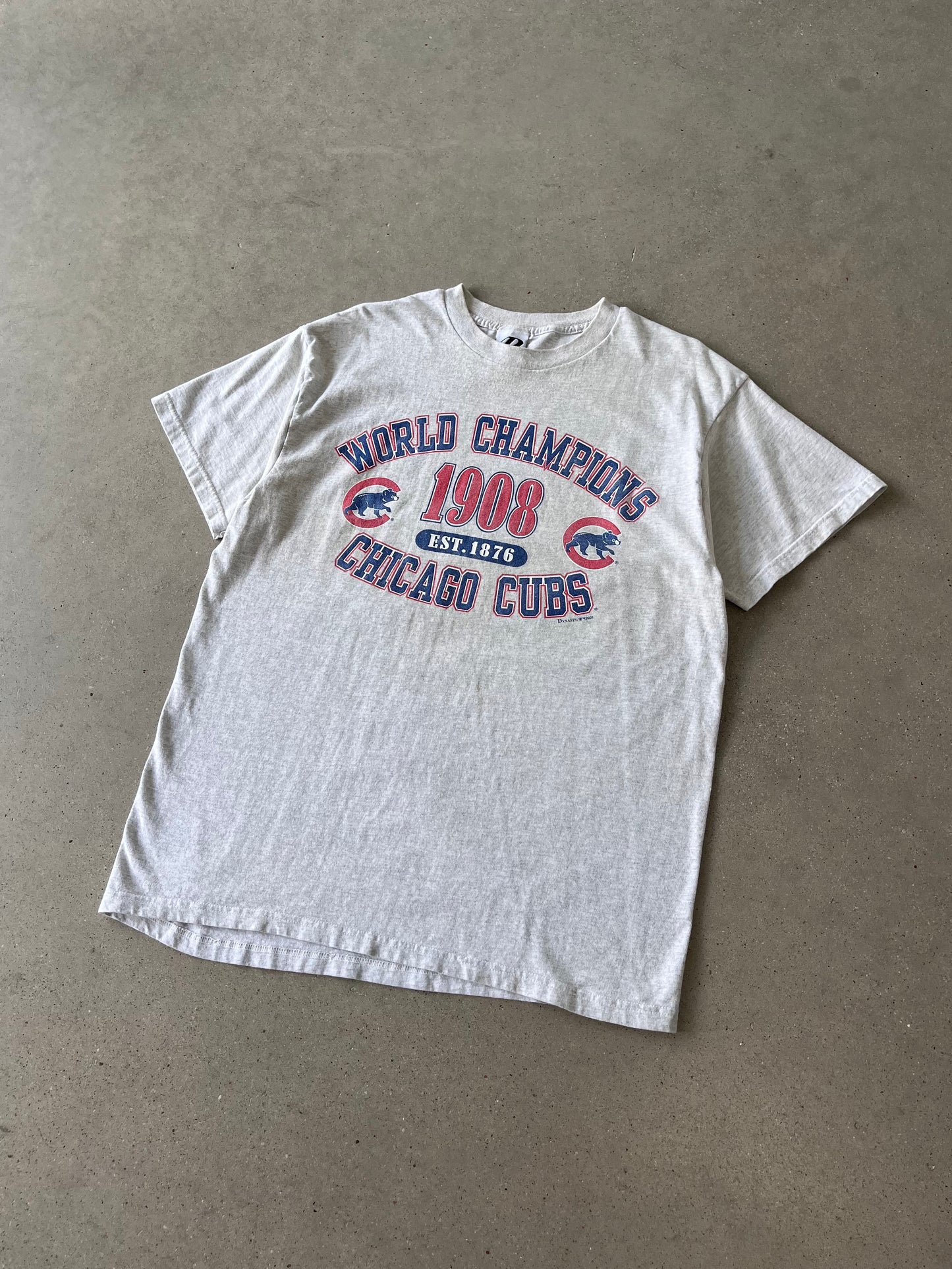 Vintage 2001 Cubs World Champions Tee - XL