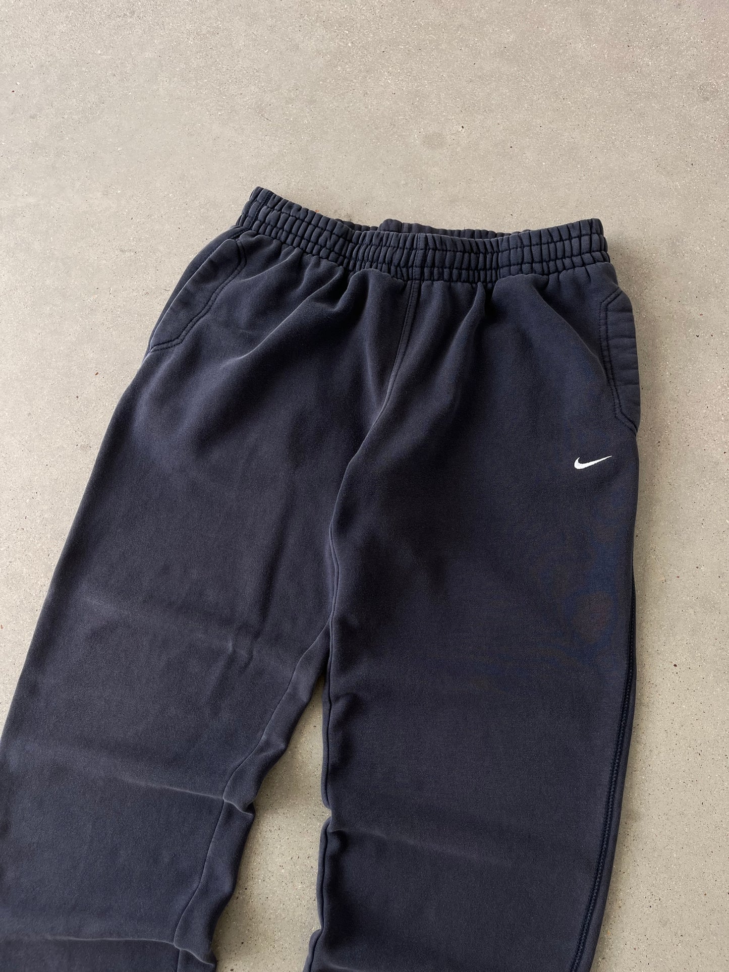 Vintage Nike Mini Swoosh Sweatpants - L