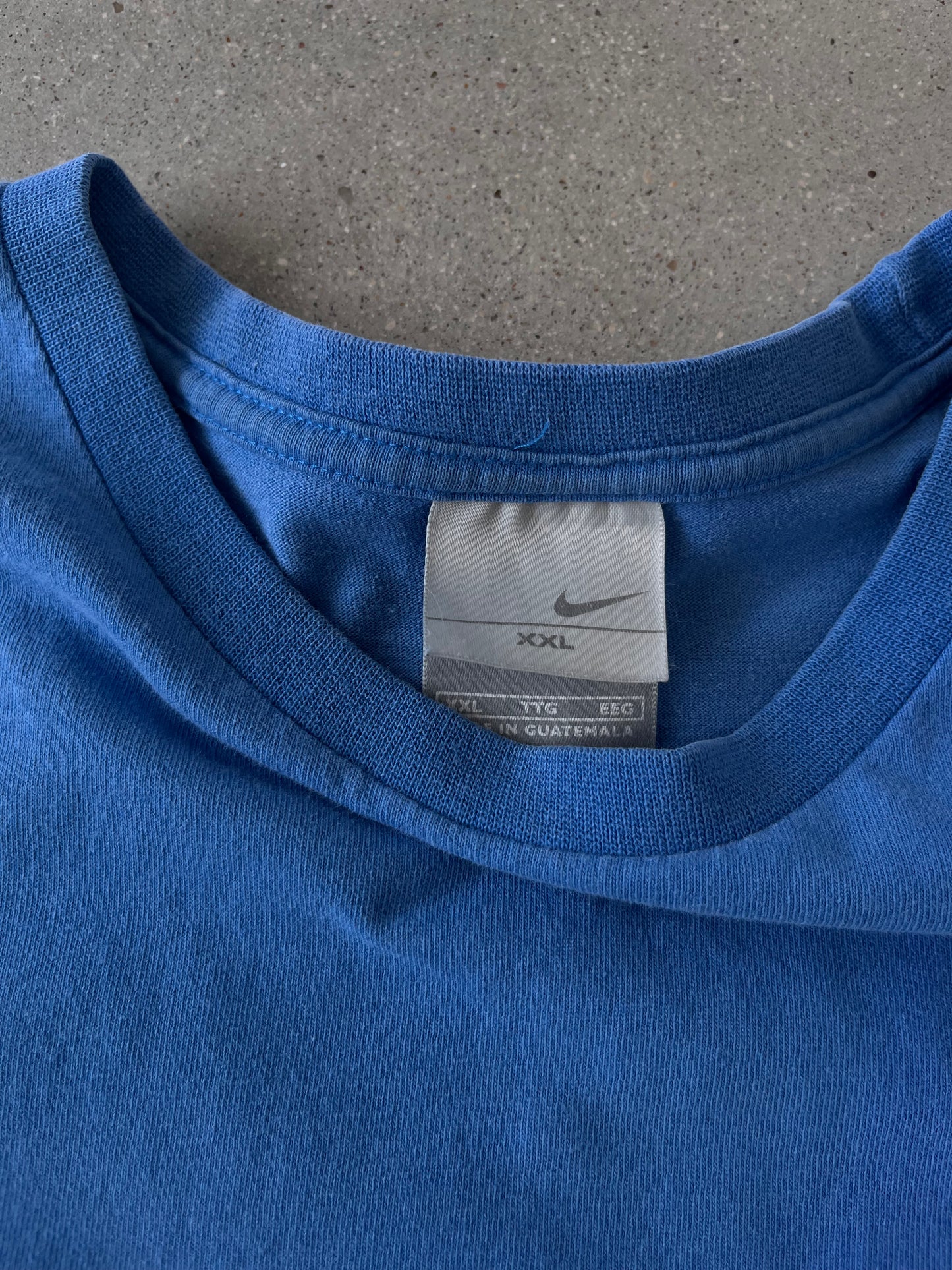 Vintage Nike Swoosh Tee - XXL