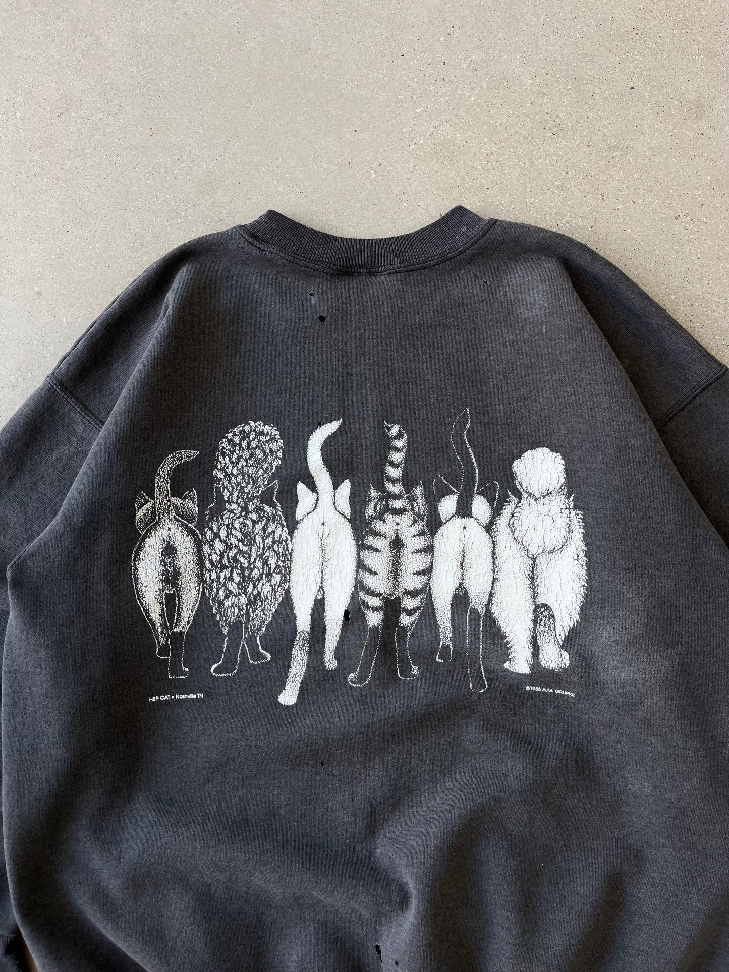 Vintage Distressed Cat Crewneck - M