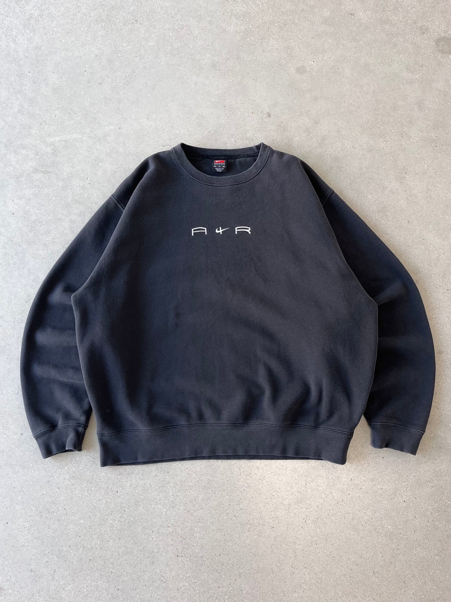 Vintage 2000s Nike Air Embroidered Crewneck - XL