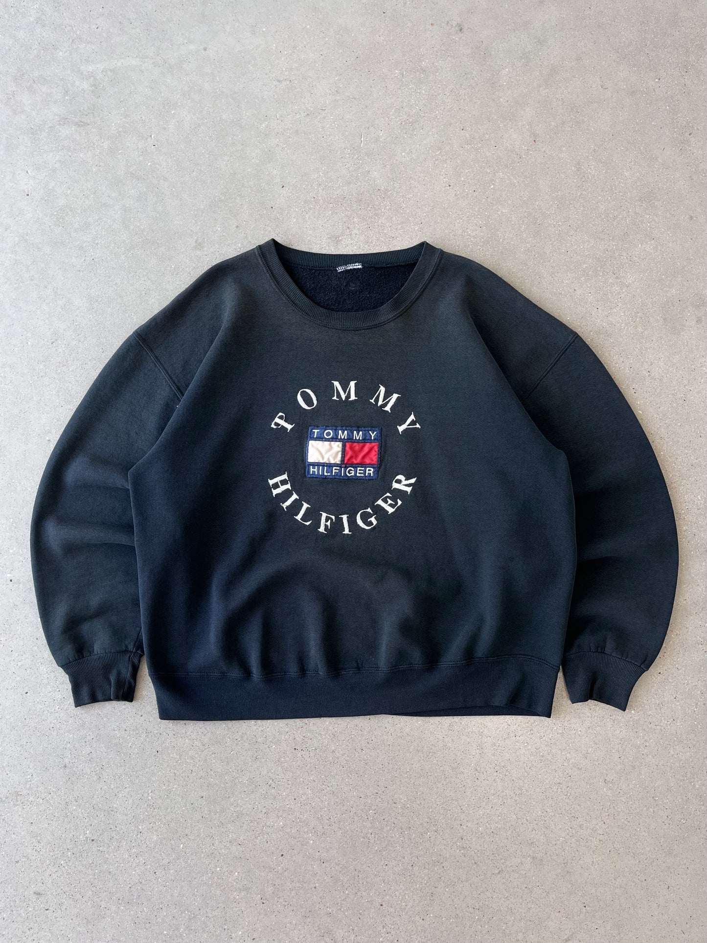 Vintage Tommy Hilfiger Embroidered Crewneck - XL