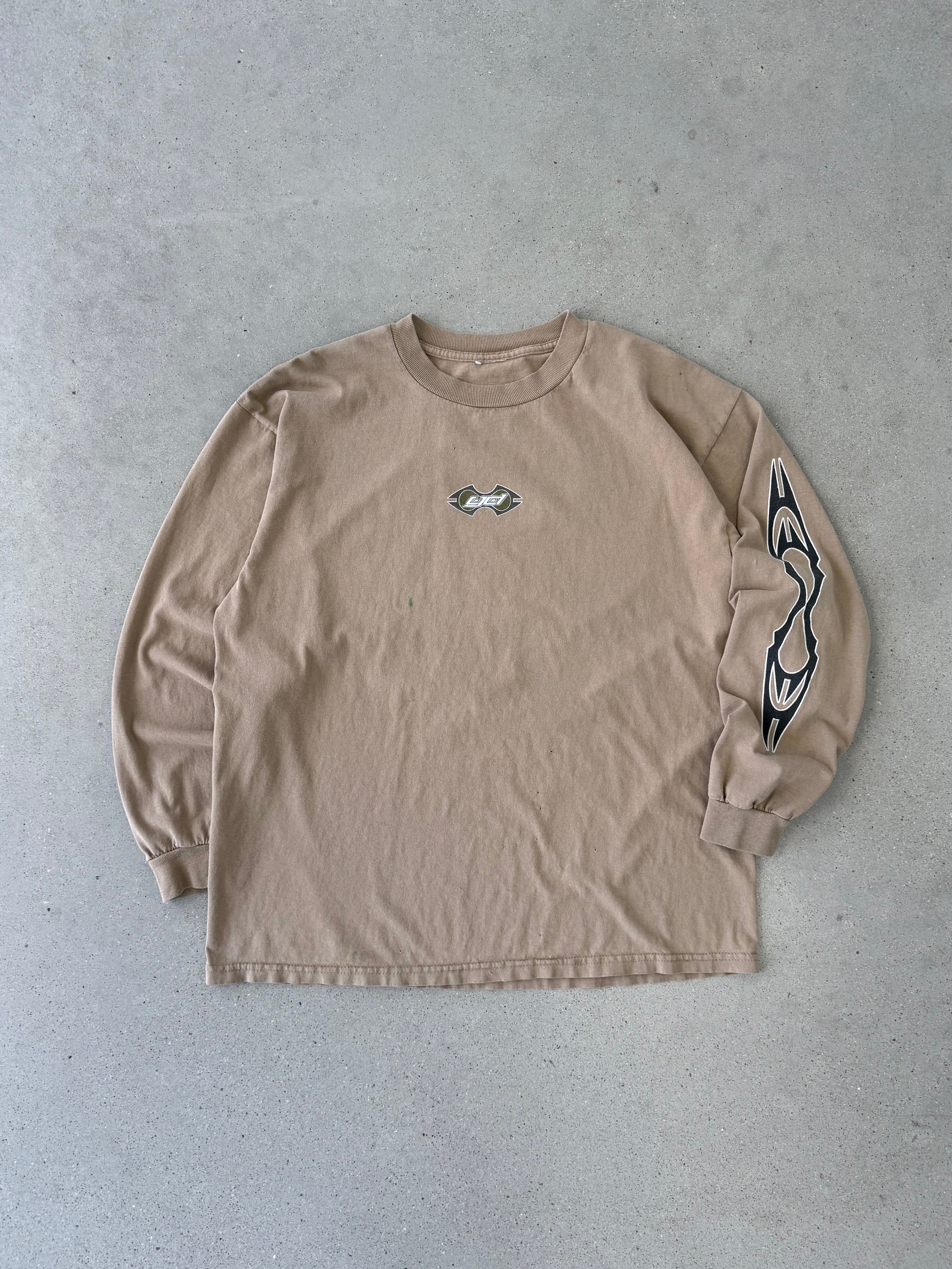 Vintage 2000s 'Year of the Dragon' Long Sleeve - L