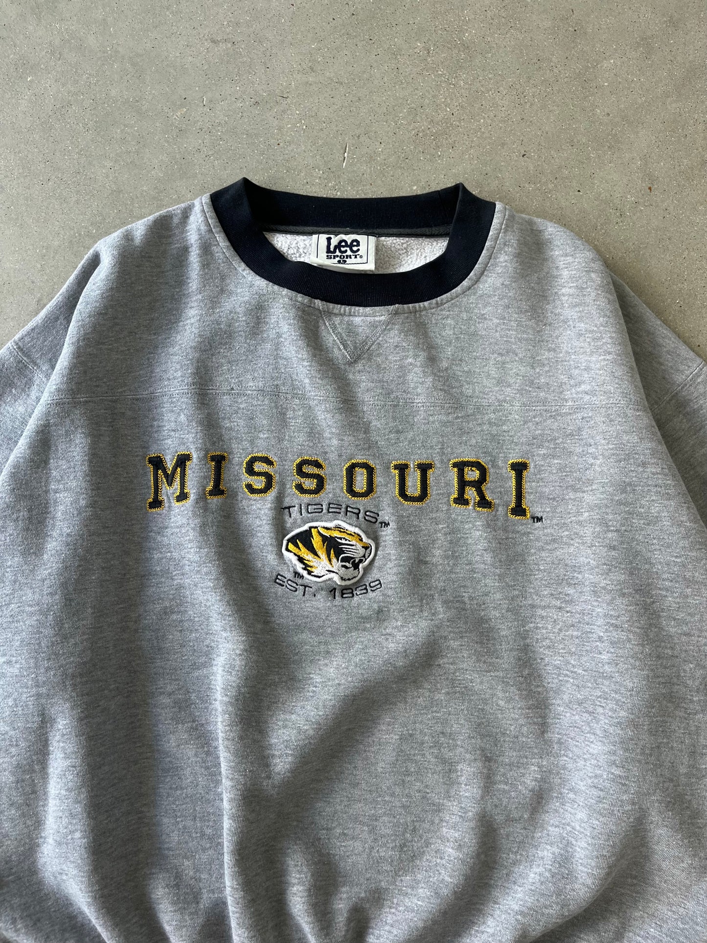 Vintage Missouri Tigers Lee Sport Crewneck - L