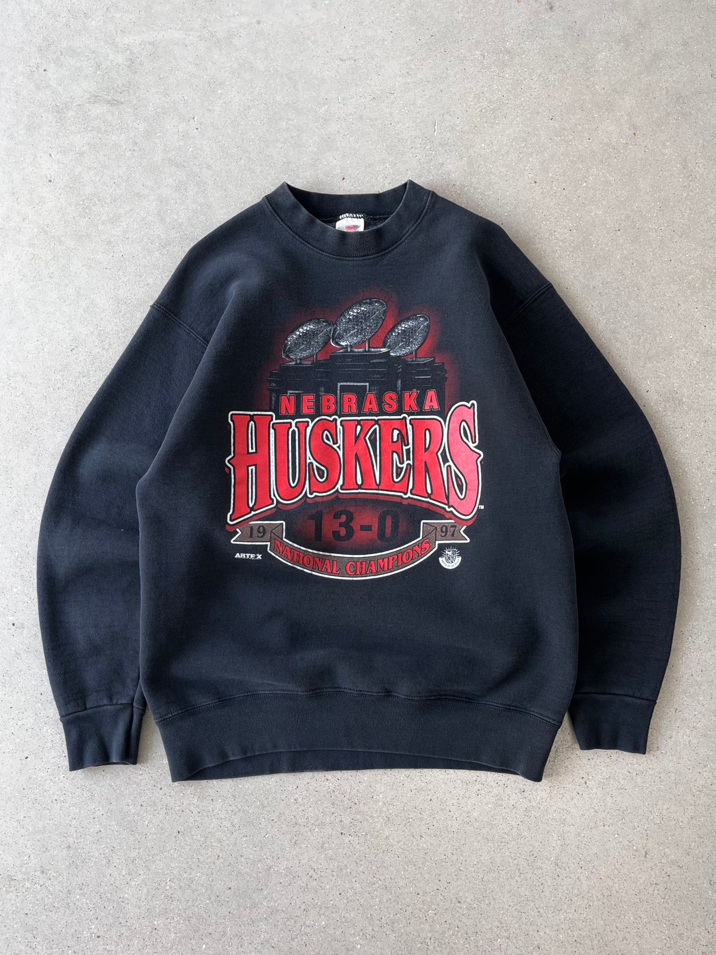 Vintage 1997 Nebraska Huskers National Champions Crewneck - L