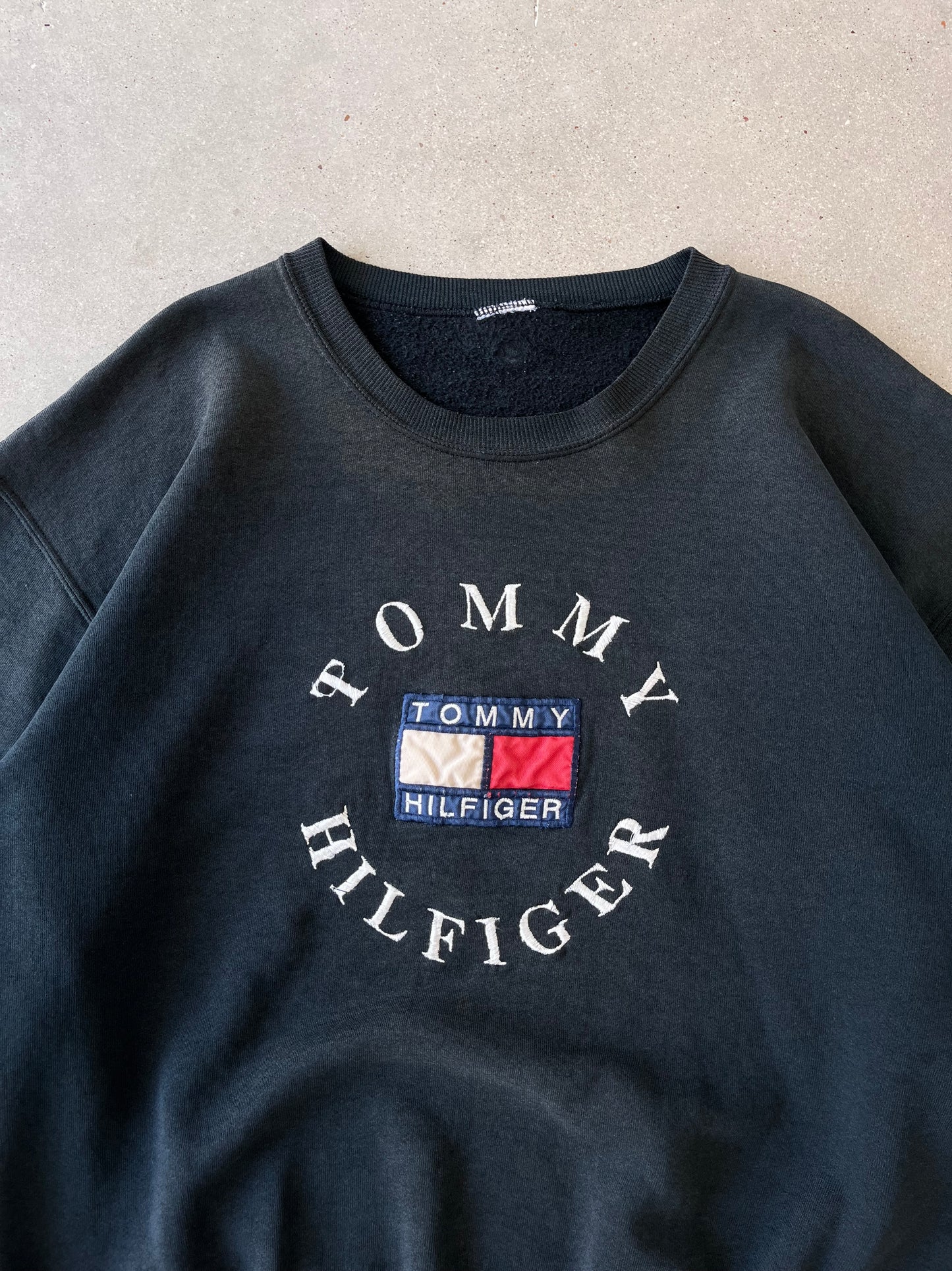 Vintage Tommy Hilfiger Embroidered Crewneck - XL