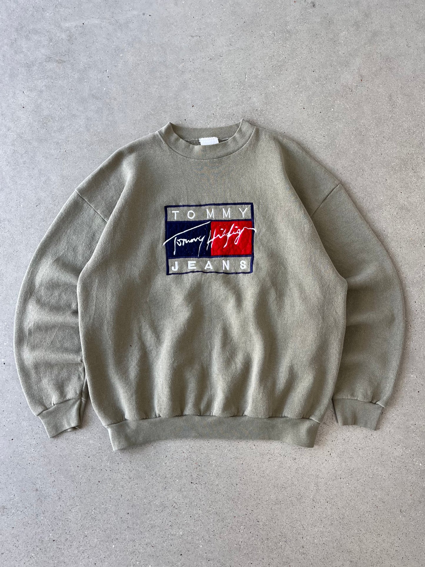 Vintage Tommy Hilfiger Sage Olive Crewneck - L