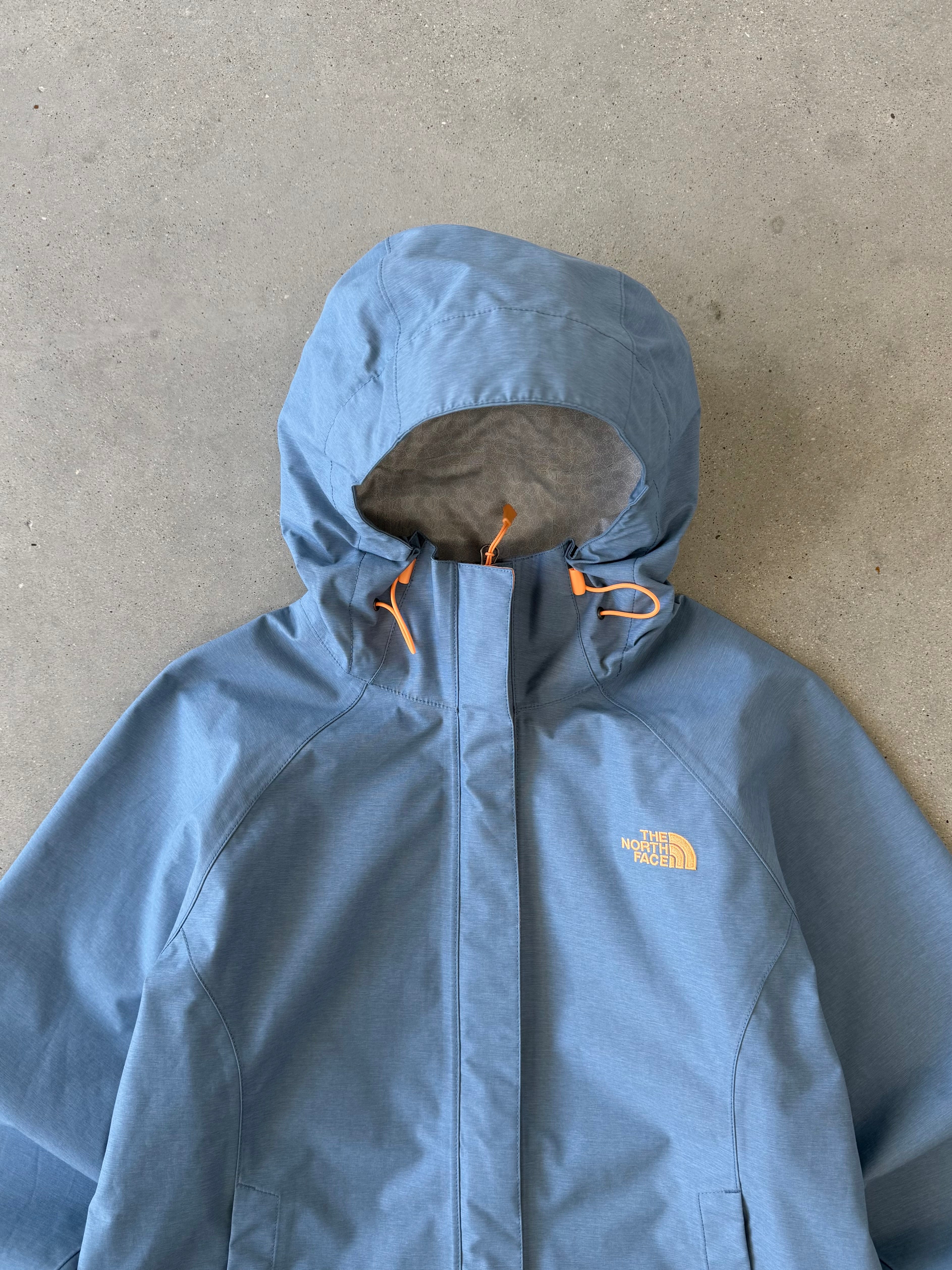 Vintage Women's The North Face HyVent 2.5L Jacket - M