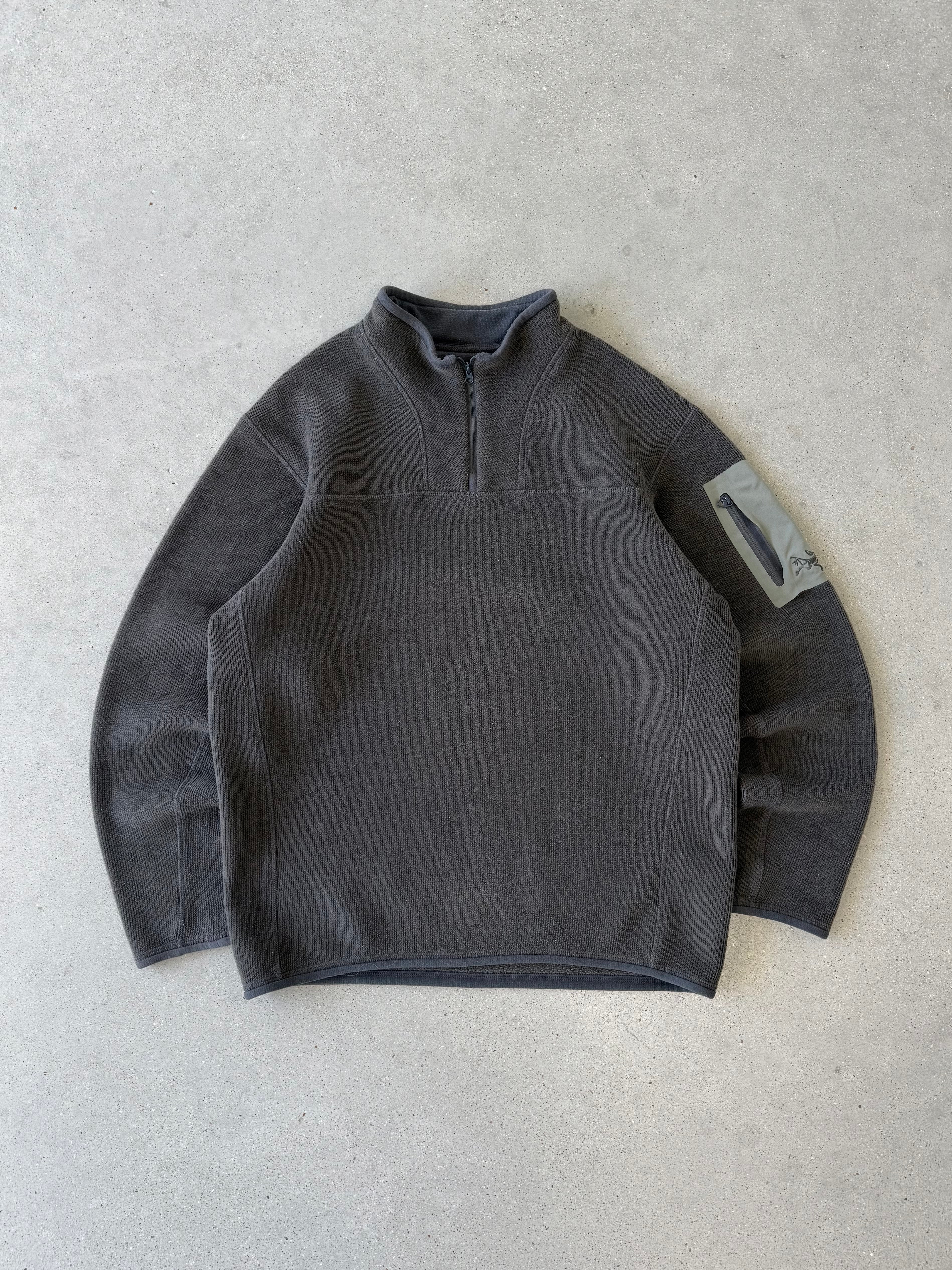 Vintage Arc'Teryx Quarter-zip Jacket - S