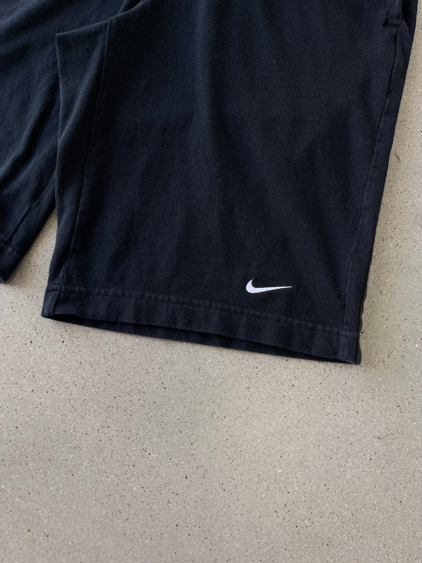 Vintage Nike Mini Swoosh Shorts - S