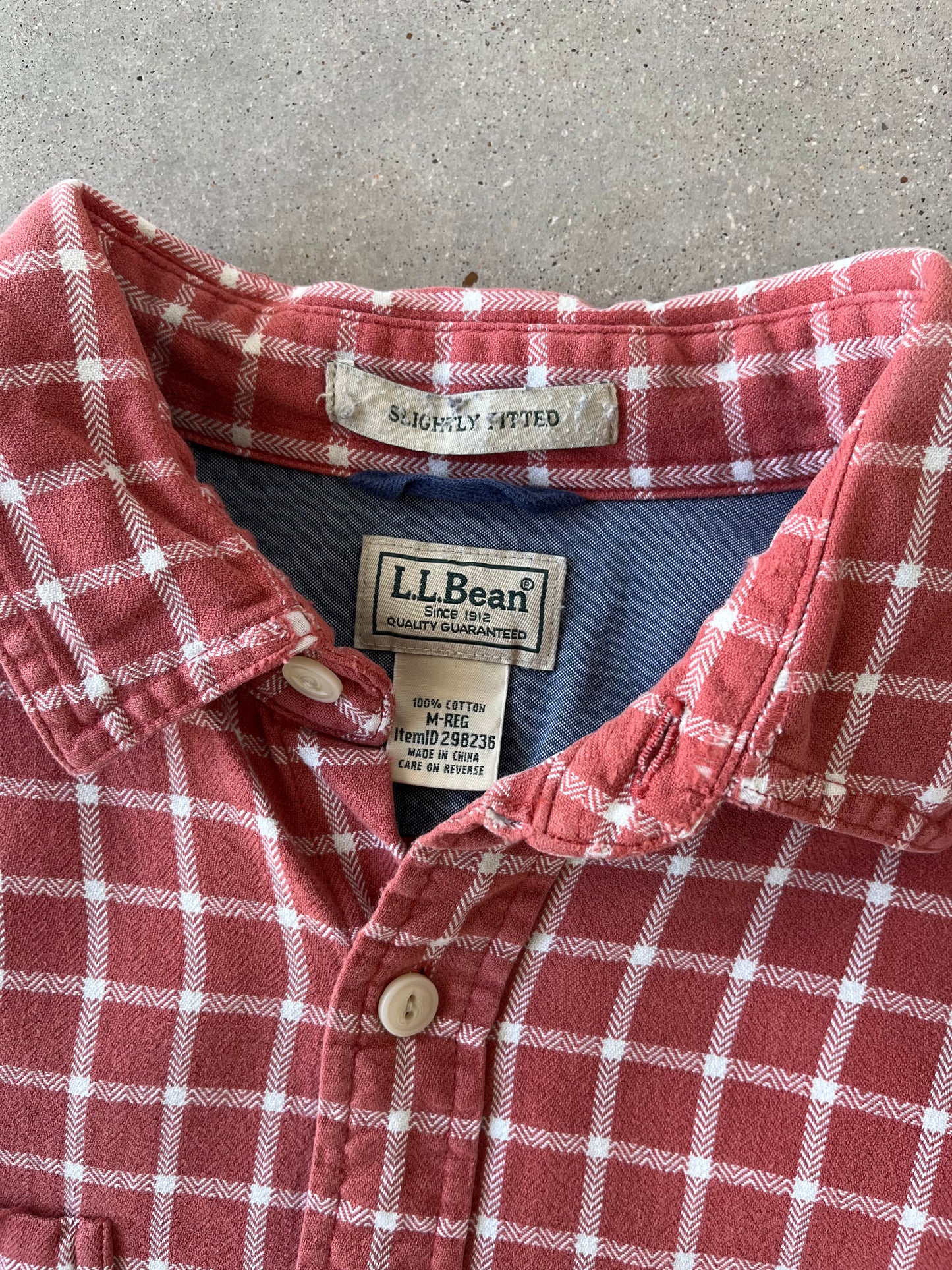 Vintage L.L. Bean Button-up Shirt - M