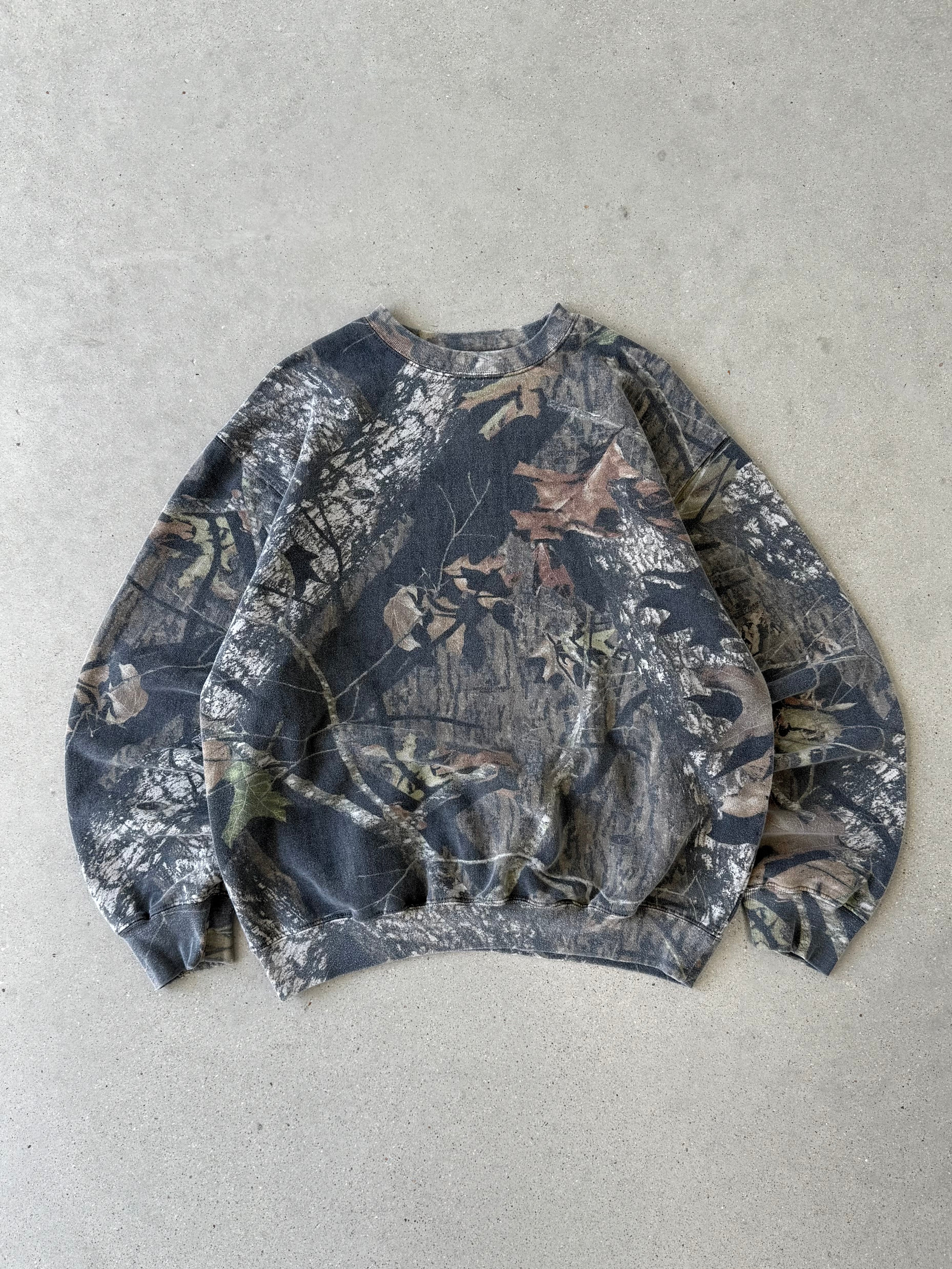 Vintage FieldStaff Realtree Camo Crewneck - L