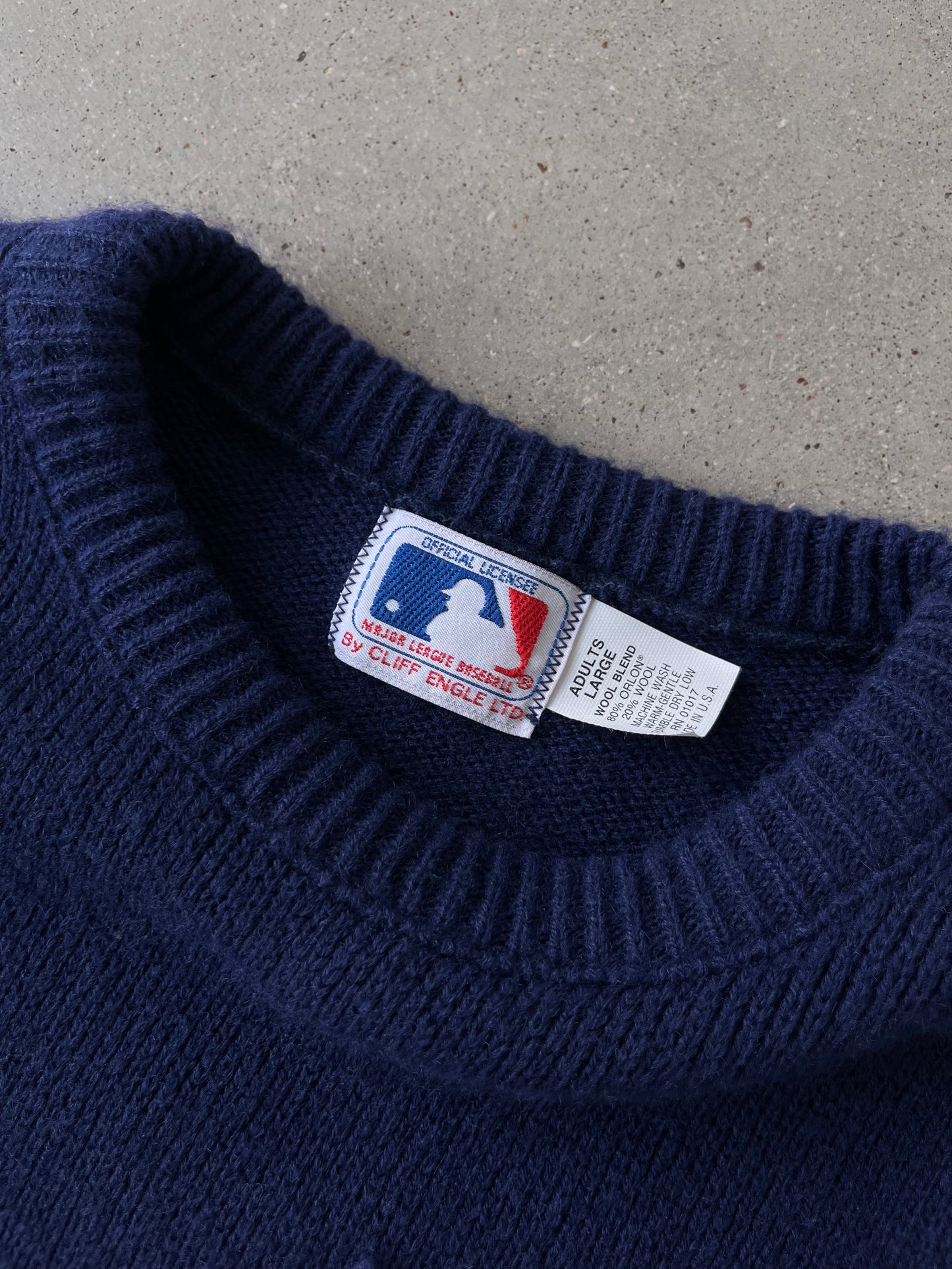 Vintage 90s MLB Yankees Sweater - L