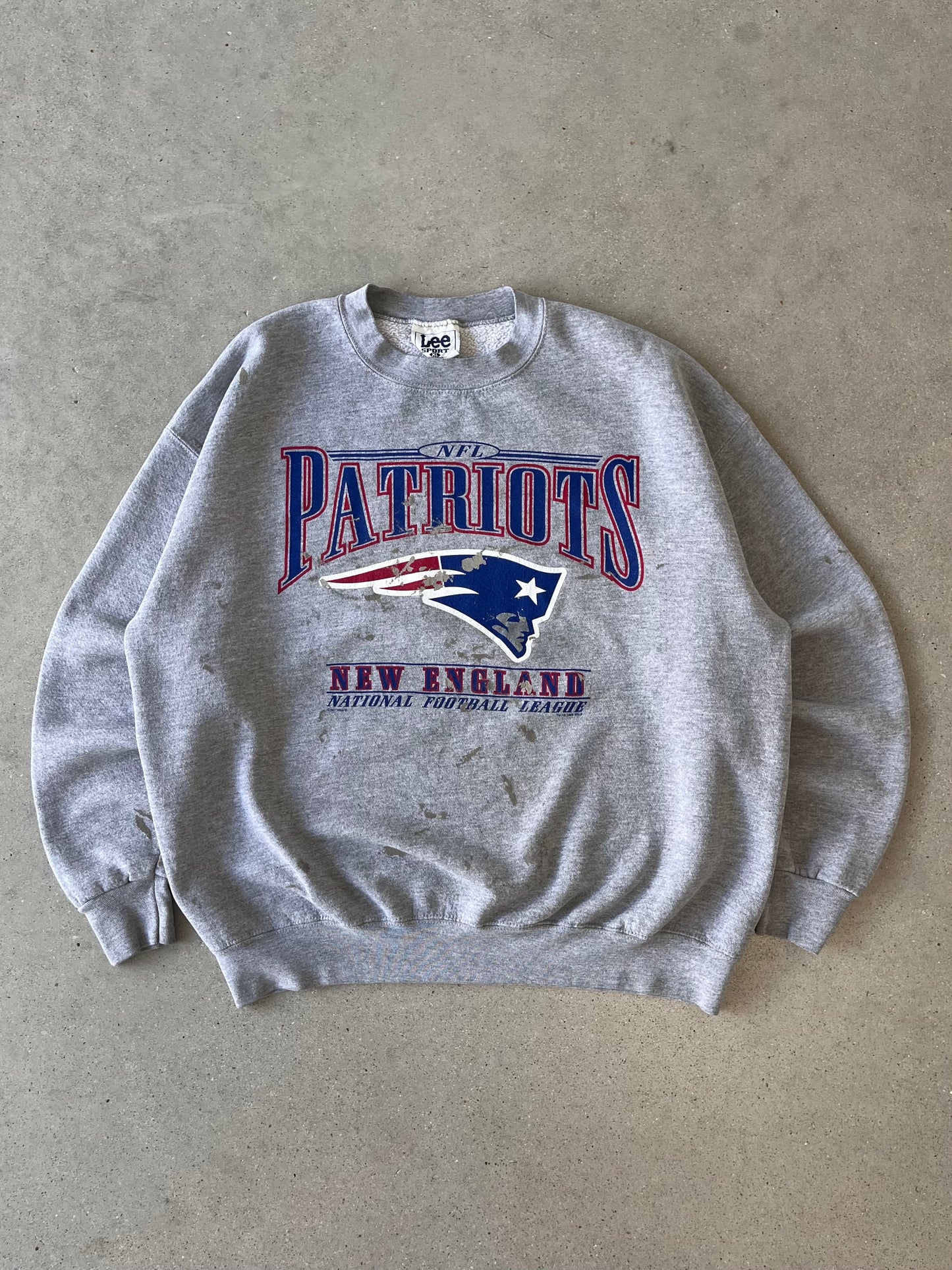 Vintage Patriots New England Painter's Crewneck - XL