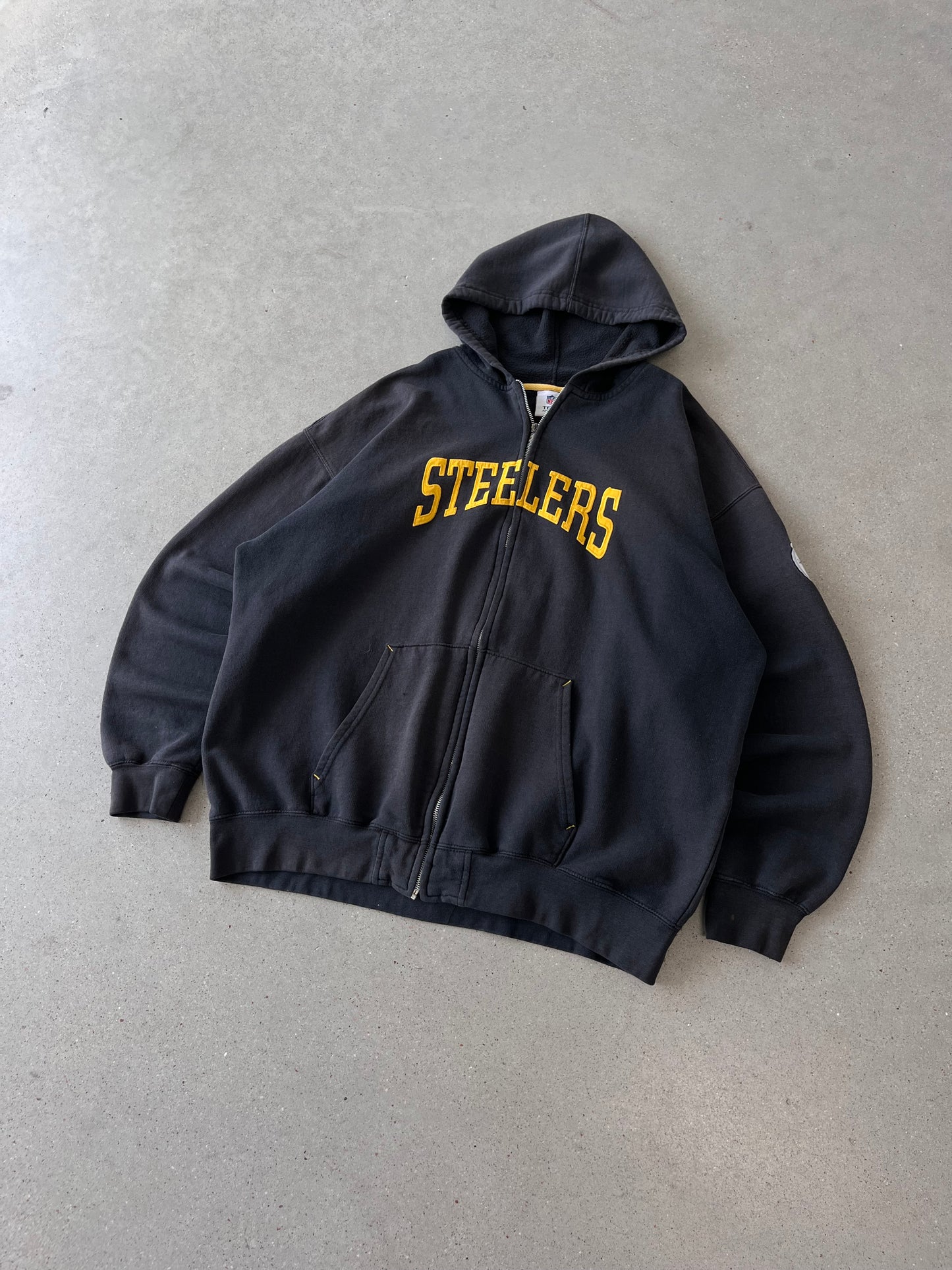 Vintage Steelers Zip-Up NFL Hoodie - XL