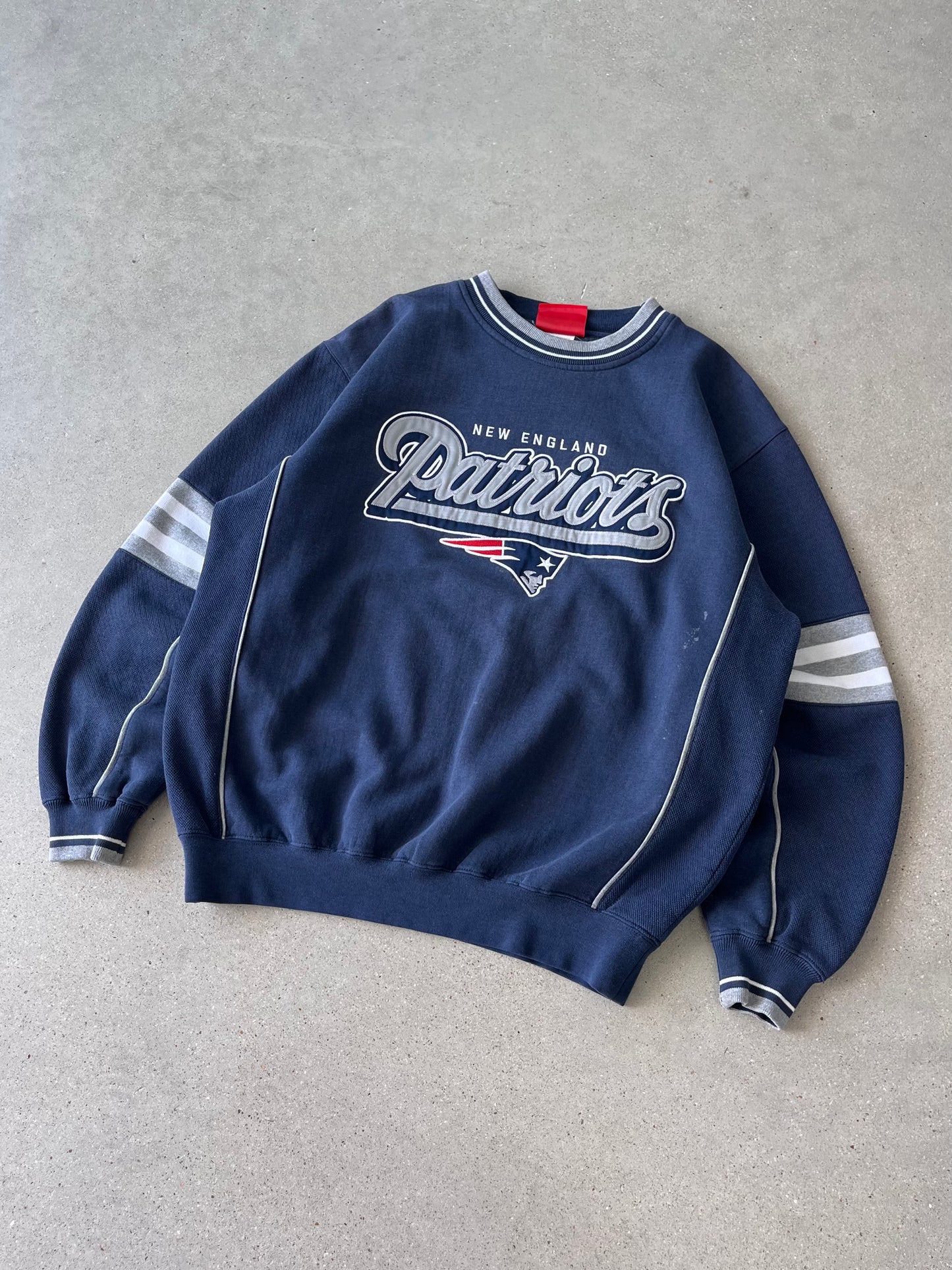 Vintage New England Patriots NFL Crewneck - M