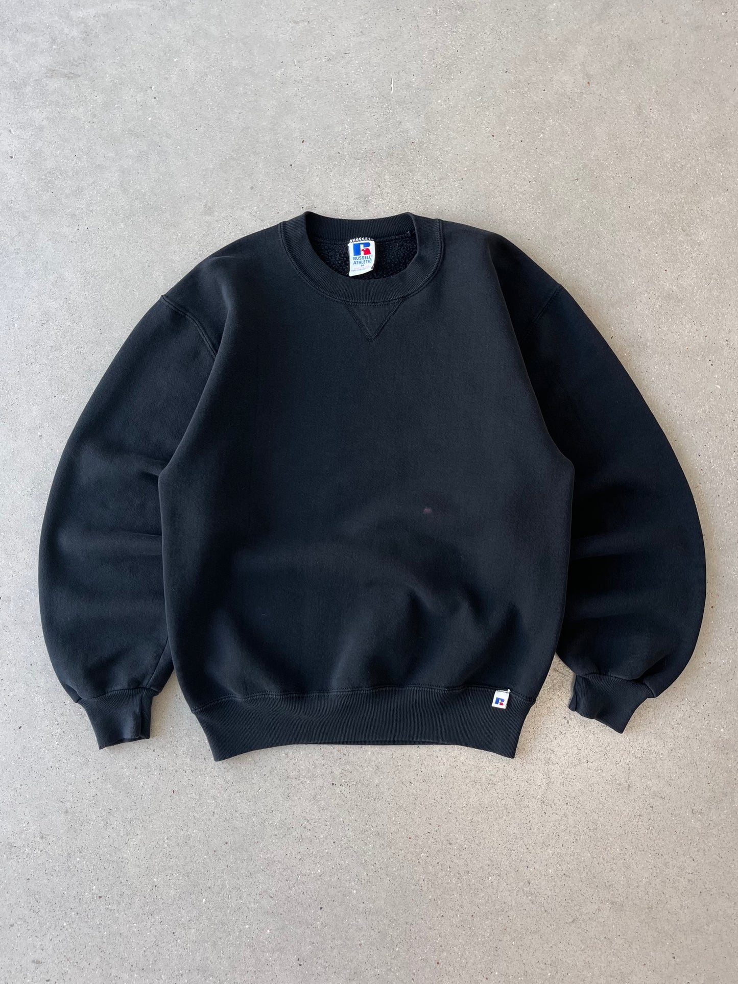 Vintage Black Russell Athletic Crewneck - M