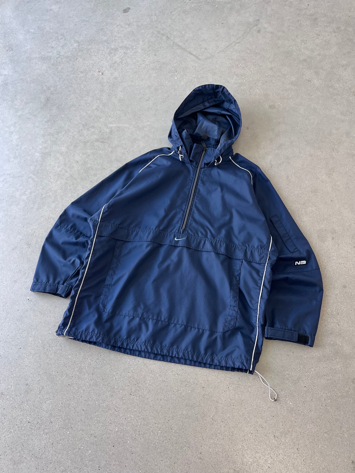 Vintage Nike Hooded Navy Windbreaker - M