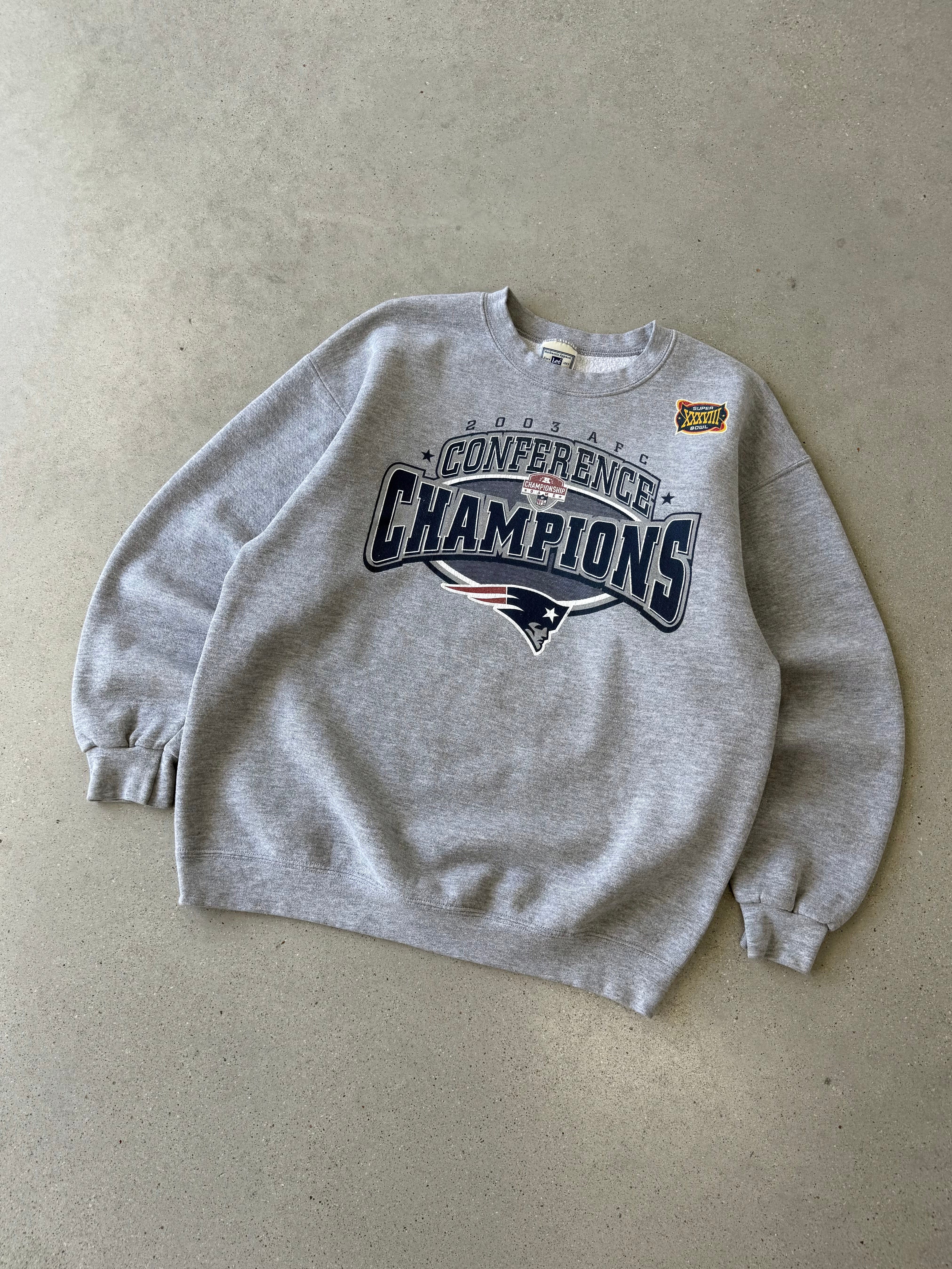 Vintage Lee 2003 New England Patriots Gray Sweatshirt - L