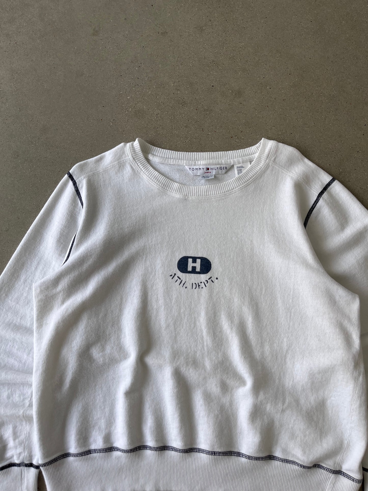 Vintage Tommy Hilfiger Boxy Long Sleeve - XL