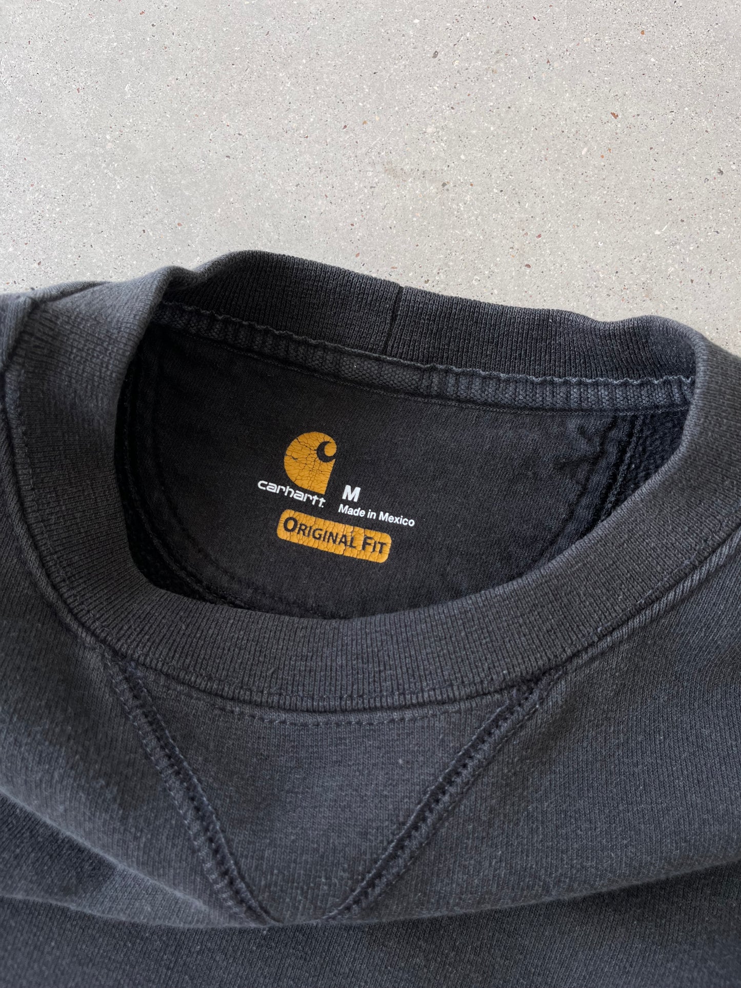 Vintage Carhartt Black Crewneck - M