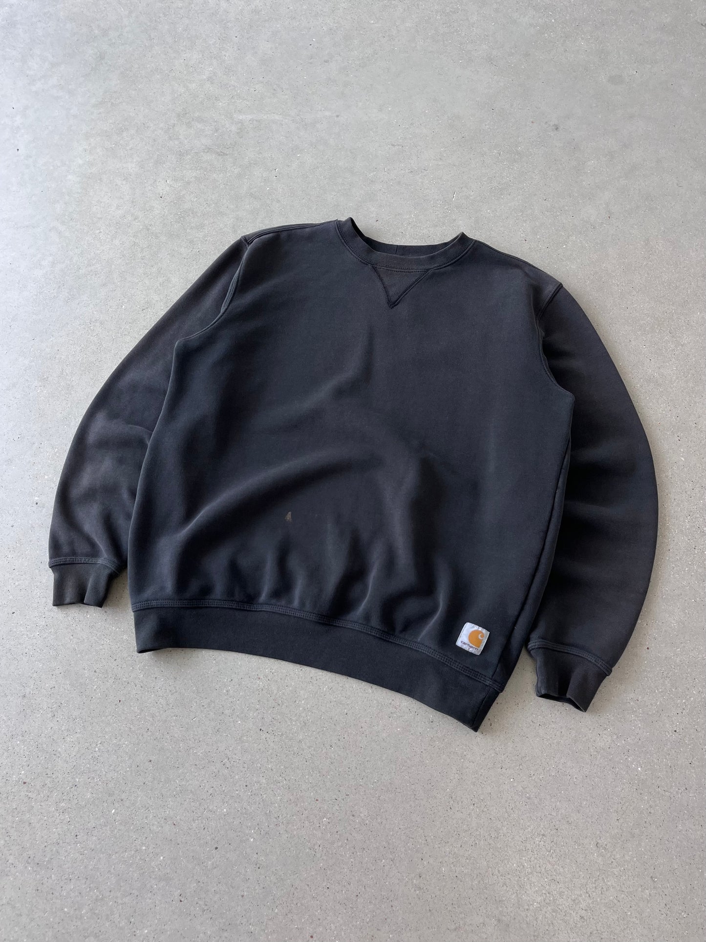 Vintage Carhartt Faded Black Crewneck - M