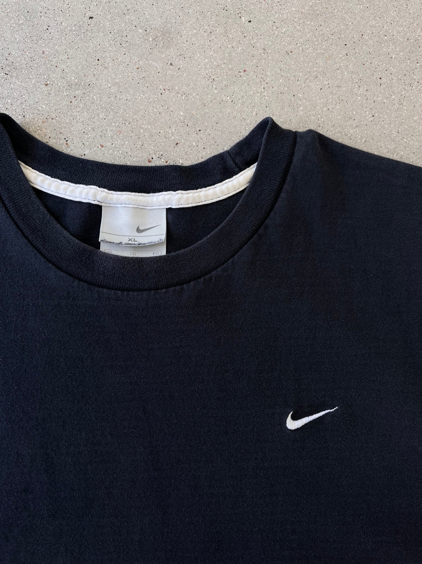 Vintage Nike Mini Swoosh Black Tee - L