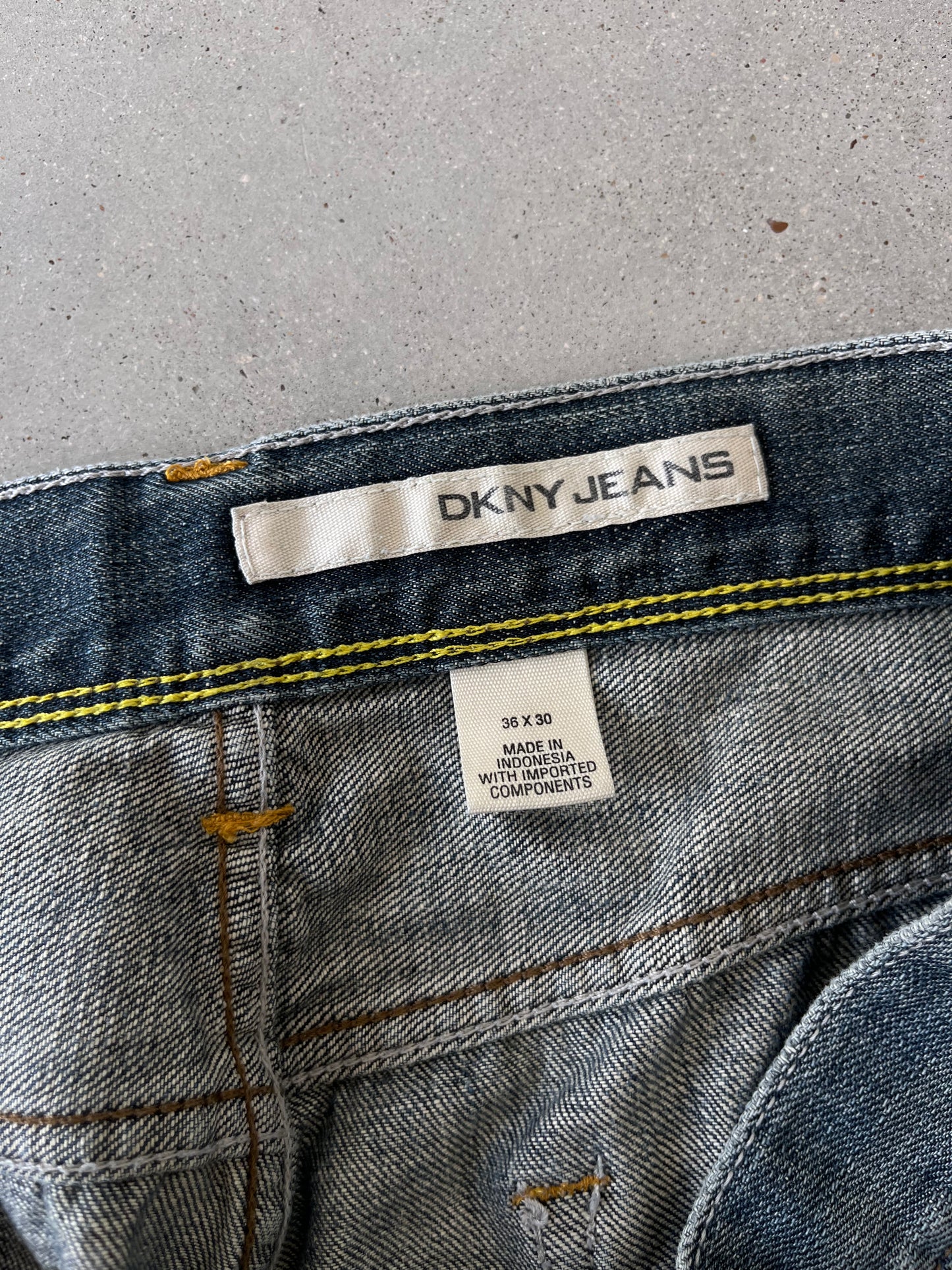 Vintage Y2K DKNY JEANS Denim - 36x30