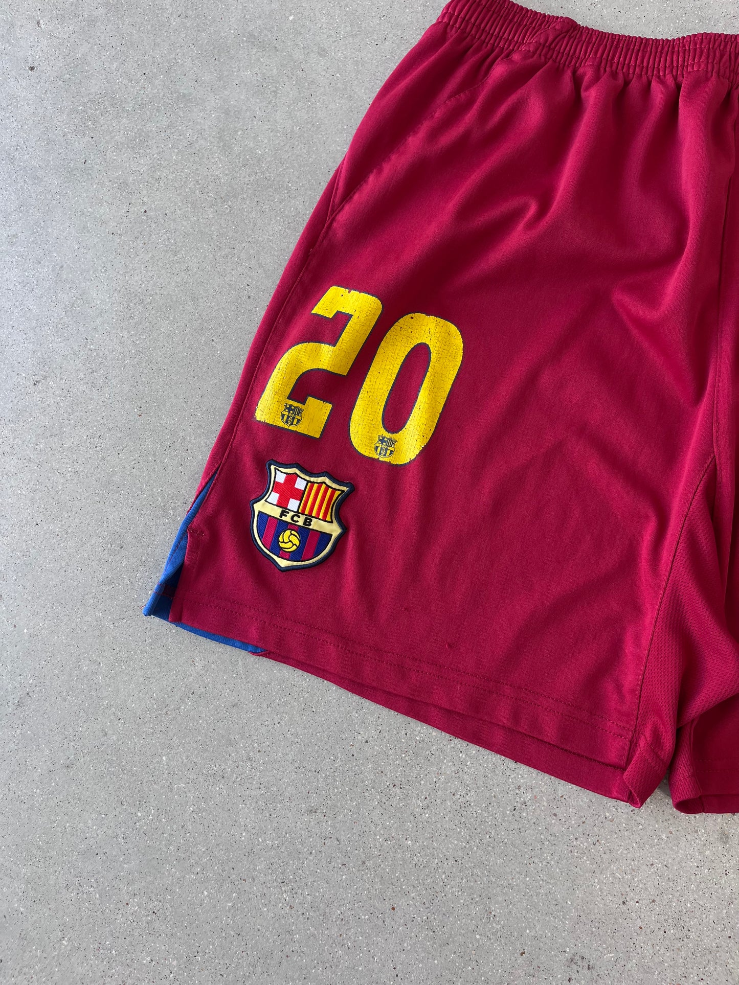 Vintage Nike Barcelona Shorts #20 - M